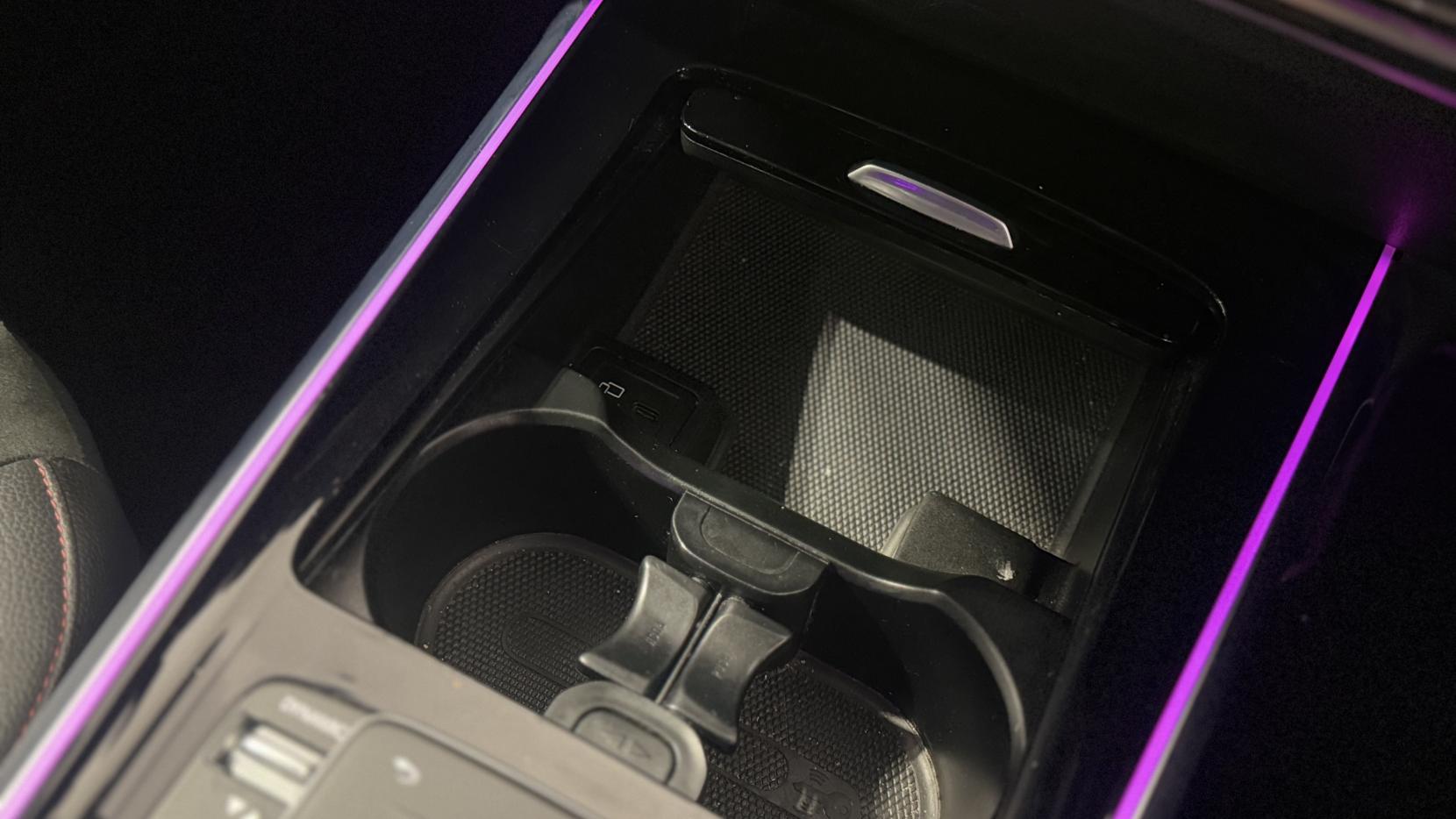 Mercedes-Benz GLB 1.3 GLB200 AMG Line Night Edition (Premium Plus) SUV 5dr Petrol 7G-DCT Euro 6 (s/s) (163 ps)