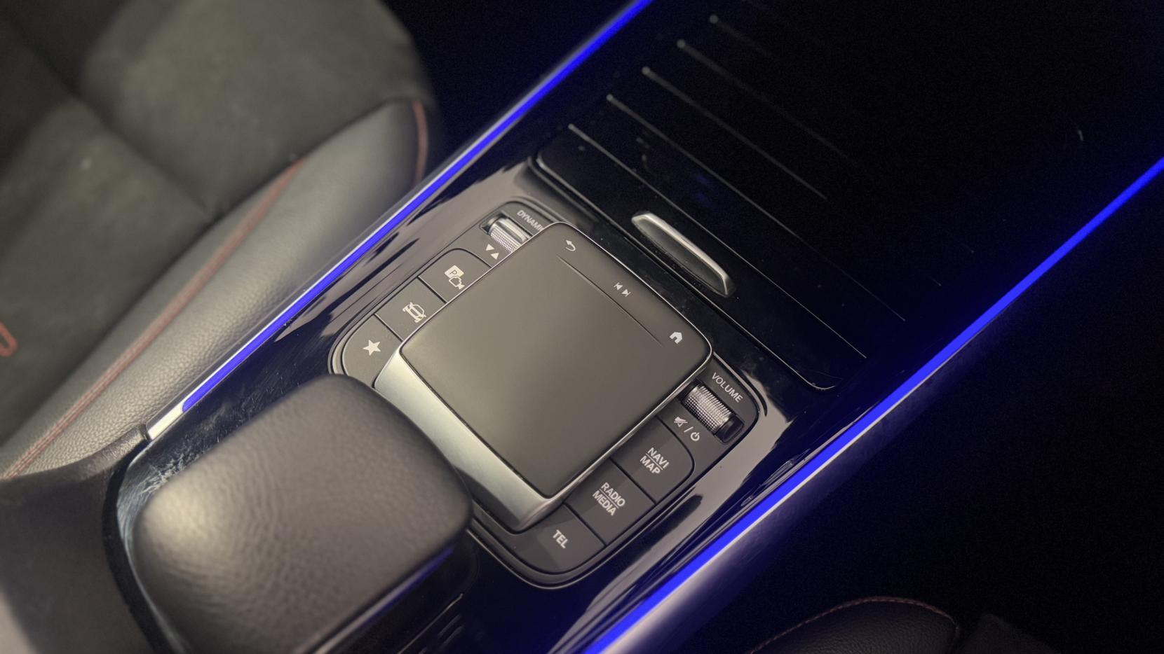 Mercedes-Benz GLB 1.3 GLB200 AMG Line Night Edition (Premium Plus) SUV 5dr Petrol 7G-DCT Euro 6 (s/s) (163 ps)