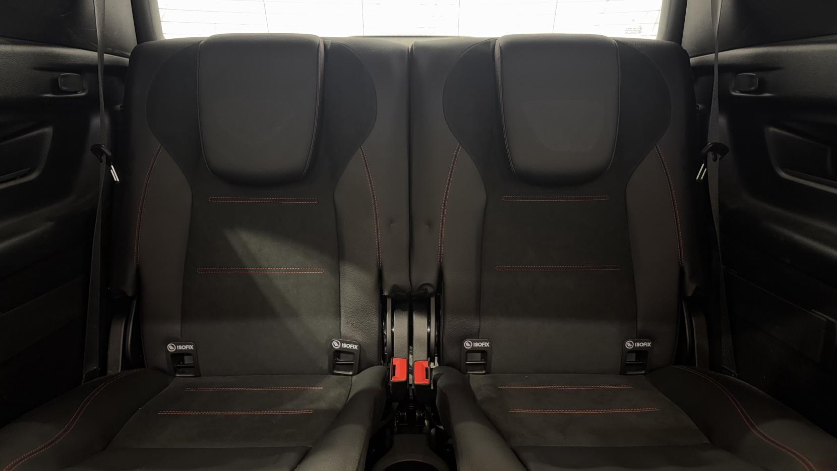 Mercedes-Benz GLB 1.3 GLB200 AMG Line Night Edition (Premium Plus) SUV 5dr Petrol 7G-DCT Euro 6 (s/s) (163 ps)