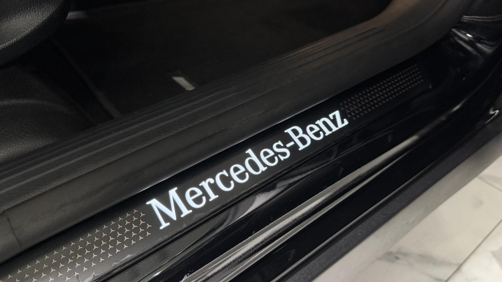 Mercedes-Benz GLB 1.3 GLB200 AMG Line Night Edition (Premium Plus) SUV 5dr Petrol 7G-DCT Euro 6 (s/s) (163 ps)