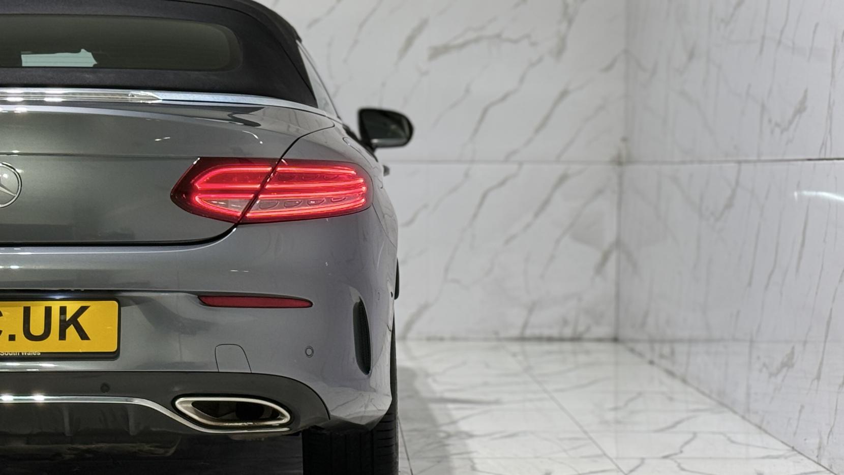 Mercedes-Benz C Class 2.0 C300 AMG Line (Premium) Cabriolet 2dr Petrol G-Tronic+ Euro 6 (s/s) (258 ps)