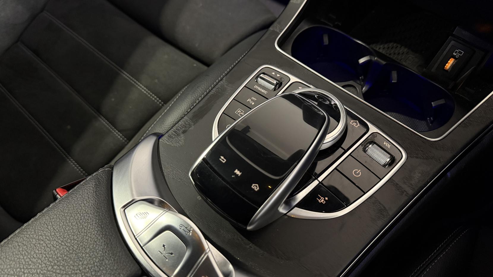 Mercedes-Benz C Class 2.0 C300 AMG Line (Premium) Cabriolet 2dr Petrol G-Tronic+ Euro 6 (s/s) (258 ps)