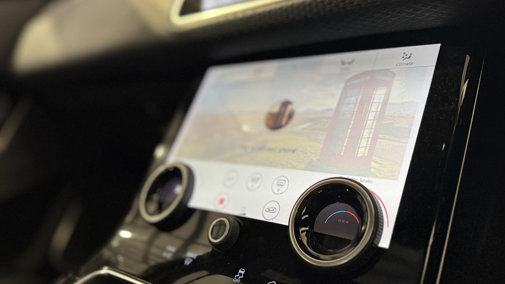 Land Rover Range Rover Velar 2.0 P300 GPF R-Dynamic SE SUV 5dr Petrol Auto 4WD Euro 6 (s/s) (300 ps)