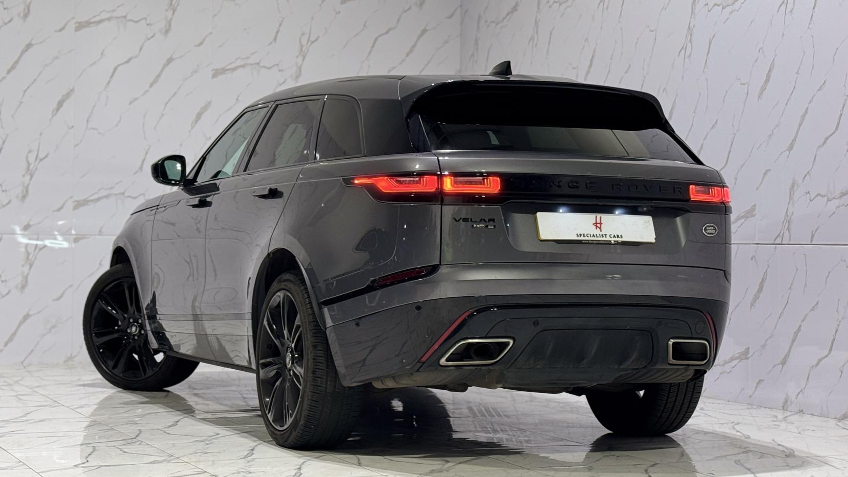 Land Rover Range Rover Velar 2.0 P300 GPF R-Dynamic SE SUV 5dr Petrol Auto 4WD Euro 6 (s/s) (300 ps)