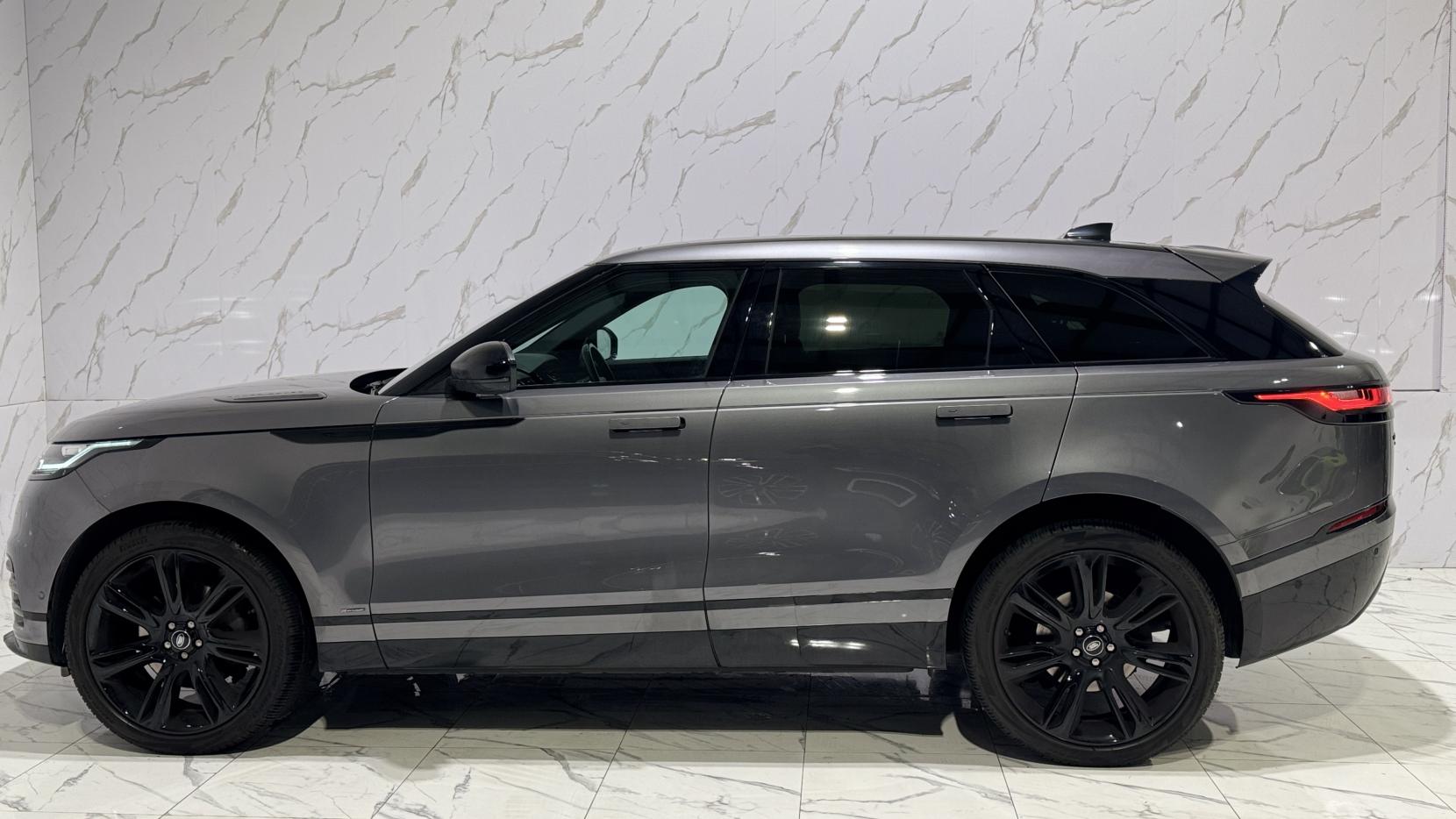 Land Rover Range Rover Velar 2.0 P300 GPF R-Dynamic SE SUV 5dr Petrol Auto 4WD Euro 6 (s/s) (300 ps)