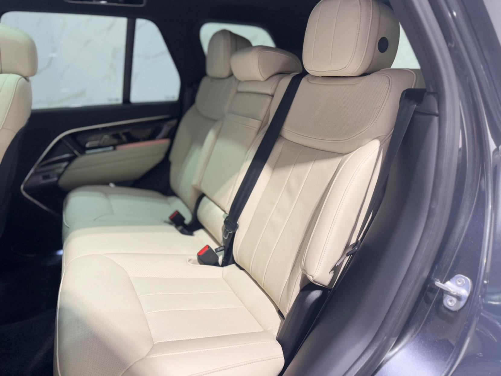 Land Rover Range Rover 3.0 P440e 38.2kWh SE Auto 4WD Euro 6 (s/s) 5dr