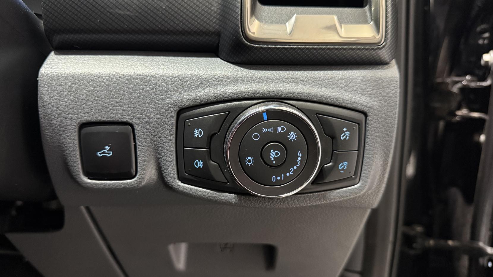 Ford Ranger 3.2 TDCi Wildtrak Auto 4WD Euro 5 4dr