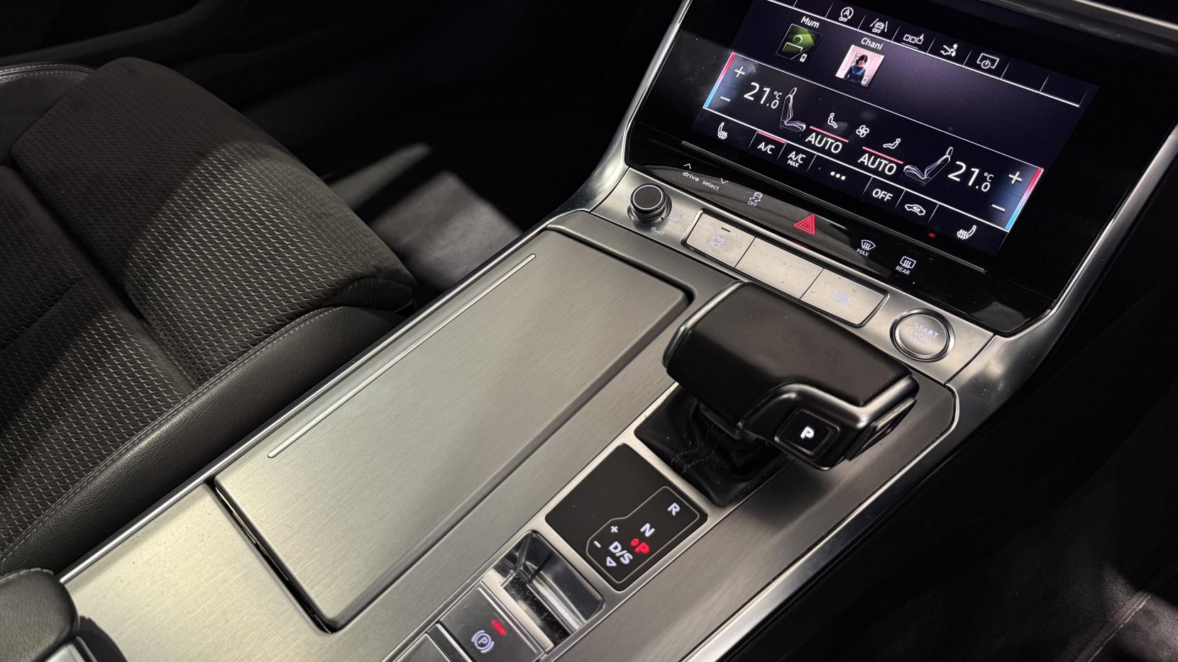 Audi A7 2.0 TDI 40 S line Sportback 5dr Diesel S Tronic Euro 6 (s/s) (204 ps)