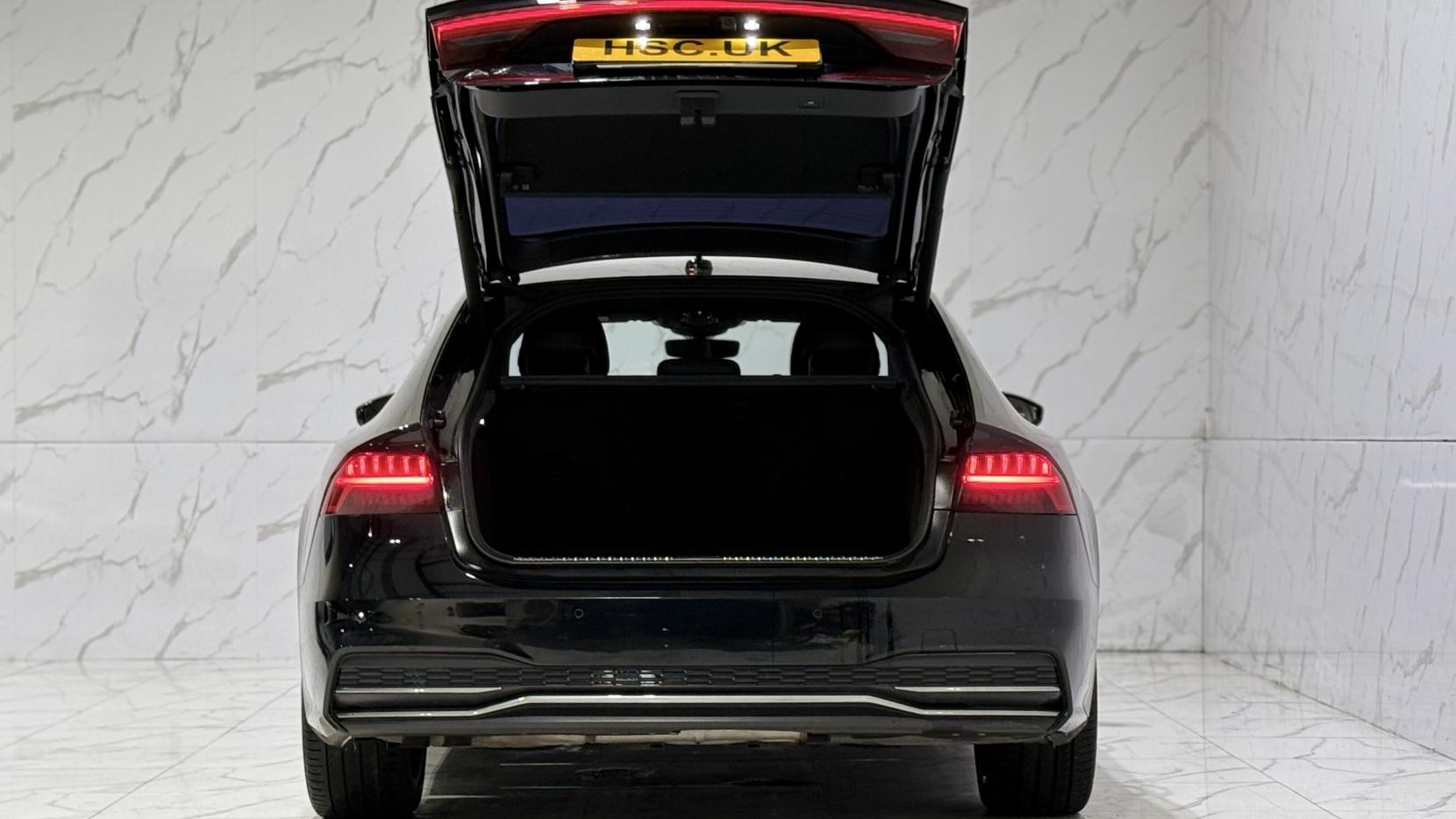 Audi A7 2.0 TDI 40 S line Sportback 5dr Diesel S Tronic Euro 6 (s/s) (204 ps)