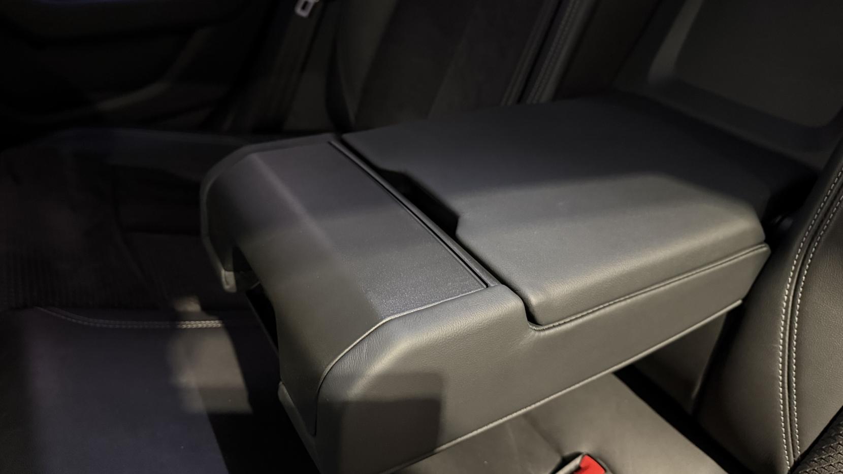 Audi A7 2.0 TDI 40 S line Sportback 5dr Diesel S Tronic Euro 6 (s/s) (204 ps)