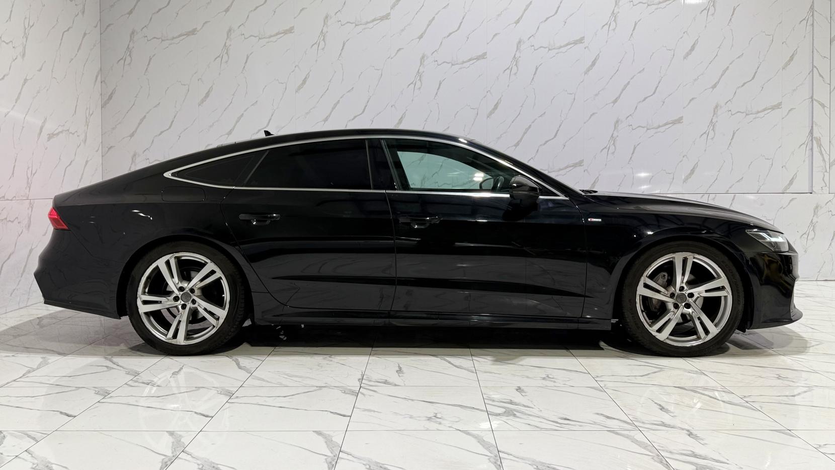 Audi A7 2.0 TDI 40 S line Sportback 5dr Diesel S Tronic Euro 6 (s/s) (204 ps)