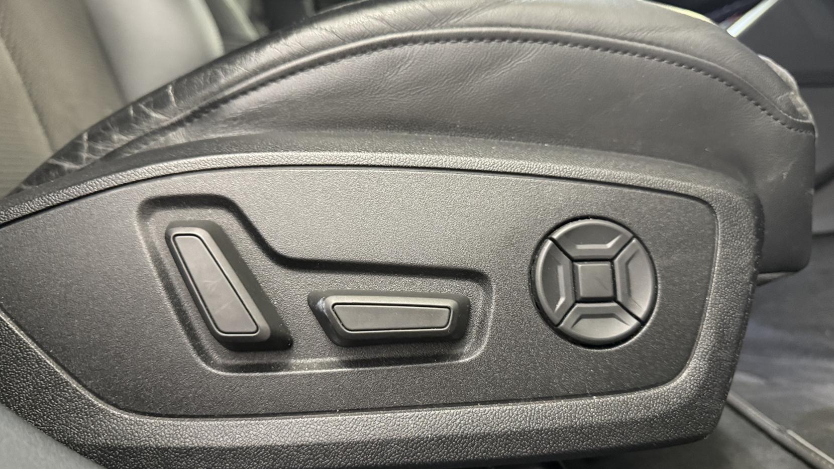 Audi A7 2.0 TDI 40 S line Sportback 5dr Diesel S Tronic Euro 6 (s/s) (204 ps)