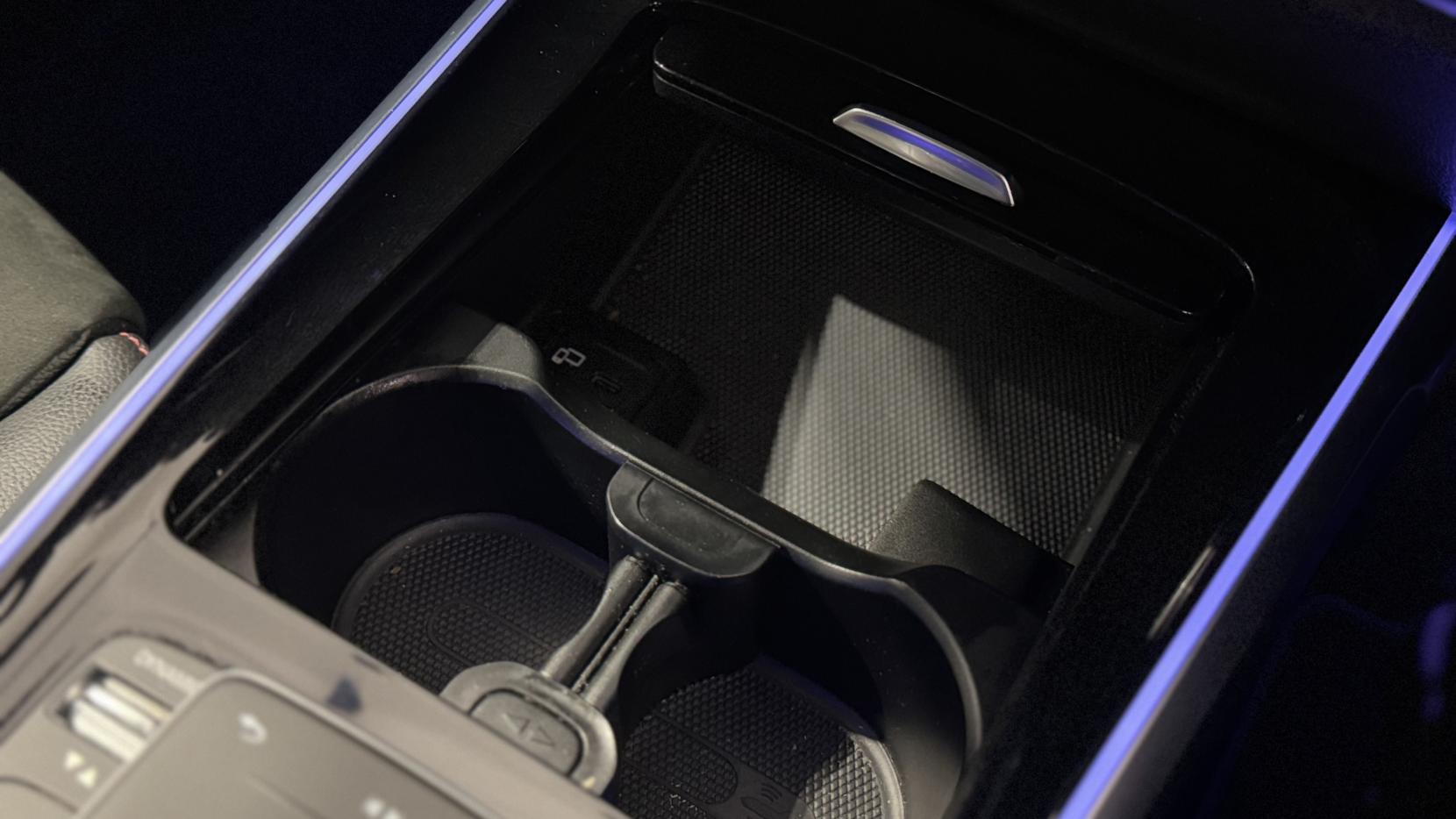 Mercedes-Benz GLB 1.3 GLB200 AMG Line Night Edition (Premium Plus) SUV 5dr Petrol 7G-DCT Euro 6 (s/s) (163 ps)