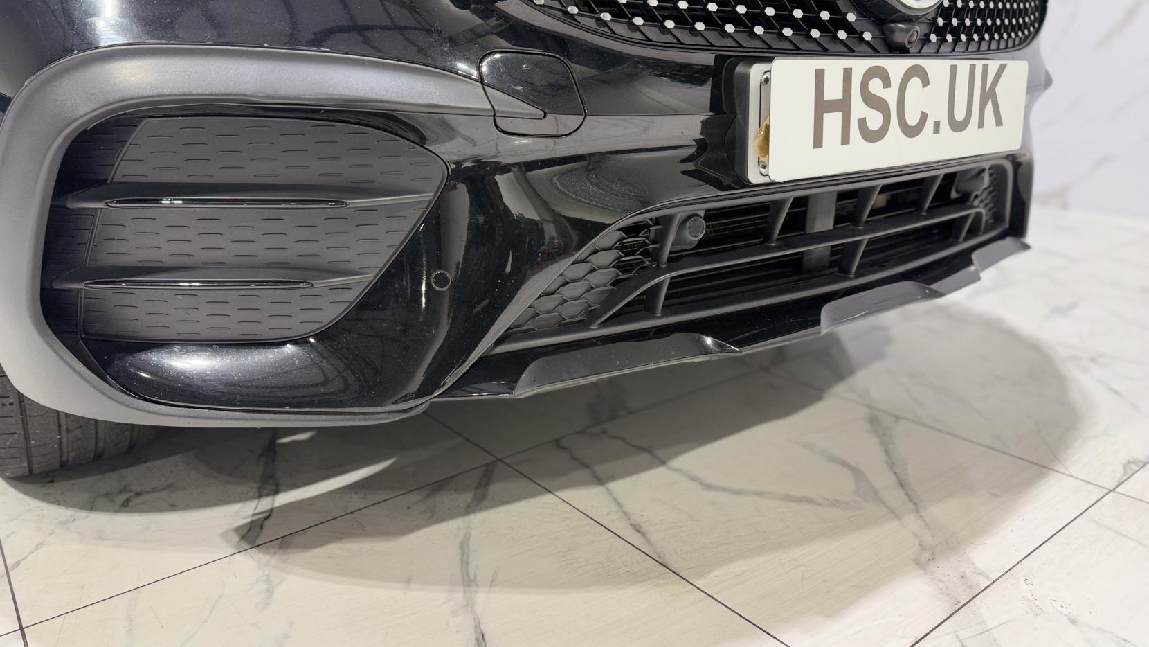 Mercedes-Benz GLB 1.3 GLB200 AMG Line Night Edition (Premium Plus) SUV 5dr Petrol 7G-DCT Euro 6 (s/s) (163 ps)