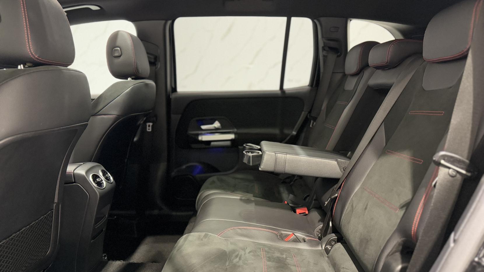 Mercedes-Benz GLB 1.3 GLB200 AMG Line Night Edition (Premium Plus) SUV 5dr Petrol 7G-DCT Euro 6 (s/s) (163 ps)