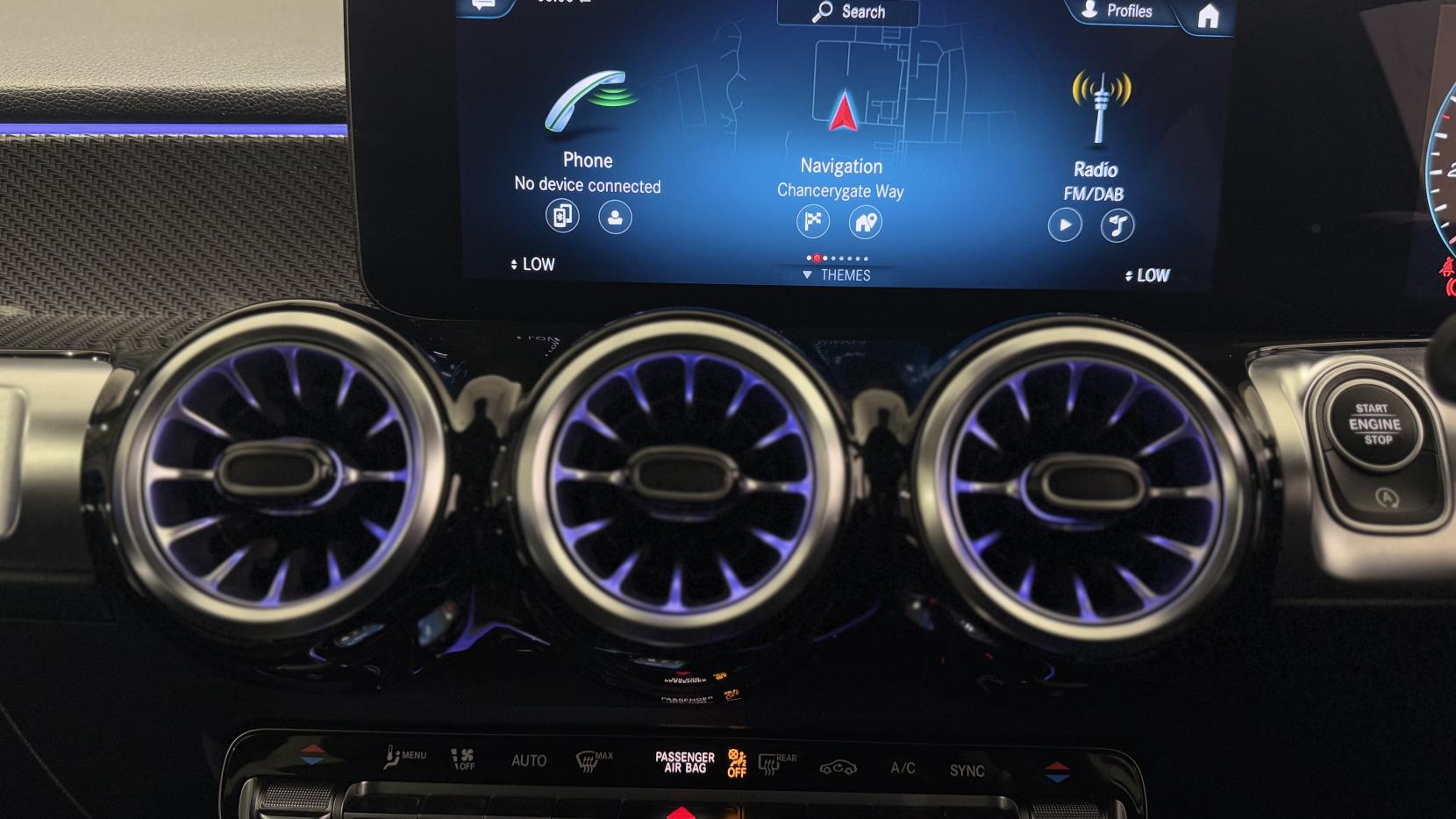 Mercedes-Benz GLB 1.3 GLB200 AMG Line Night Edition (Premium Plus) SUV 5dr Petrol 7G-DCT Euro 6 (s/s) (163 ps)