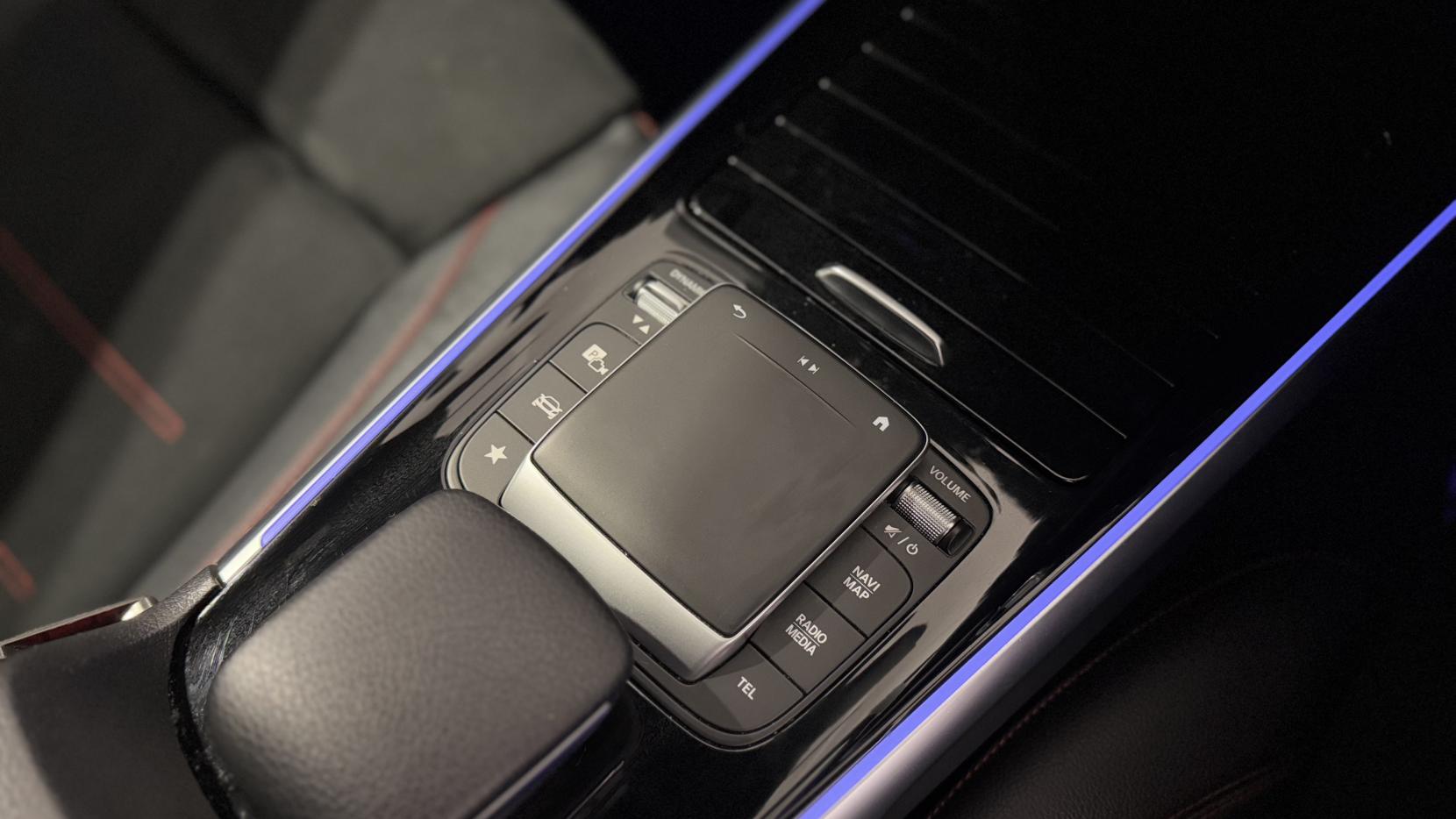 Mercedes-Benz GLB 1.3 GLB200 AMG Line Night Edition (Premium Plus) SUV 5dr Petrol 7G-DCT Euro 6 (s/s) (163 ps)