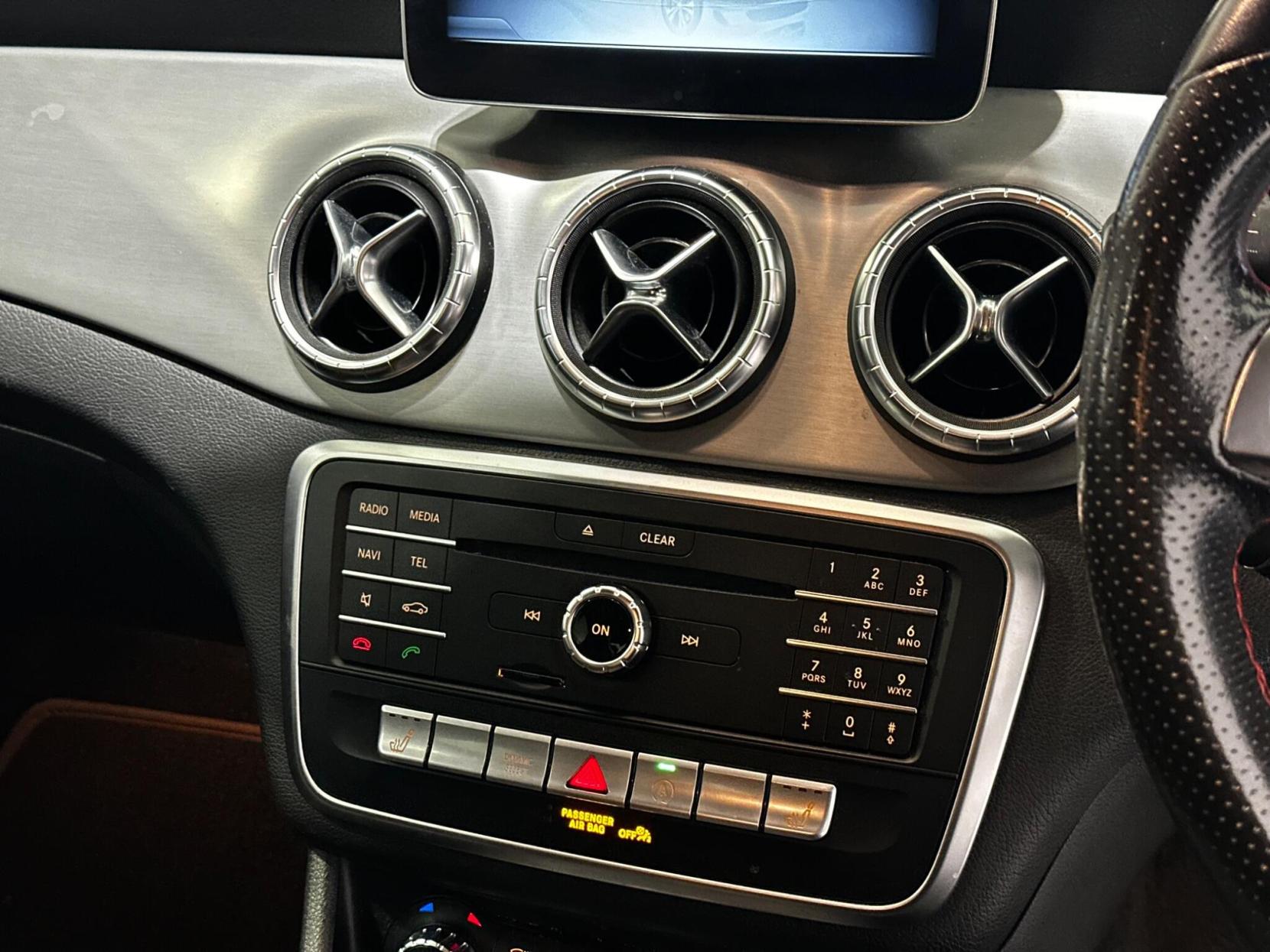 Mercedes-Benz CLA 1.6 CLA200 AMG Line Night Edition Coupe 7G-DCT Euro 6 (s/s) 4dr