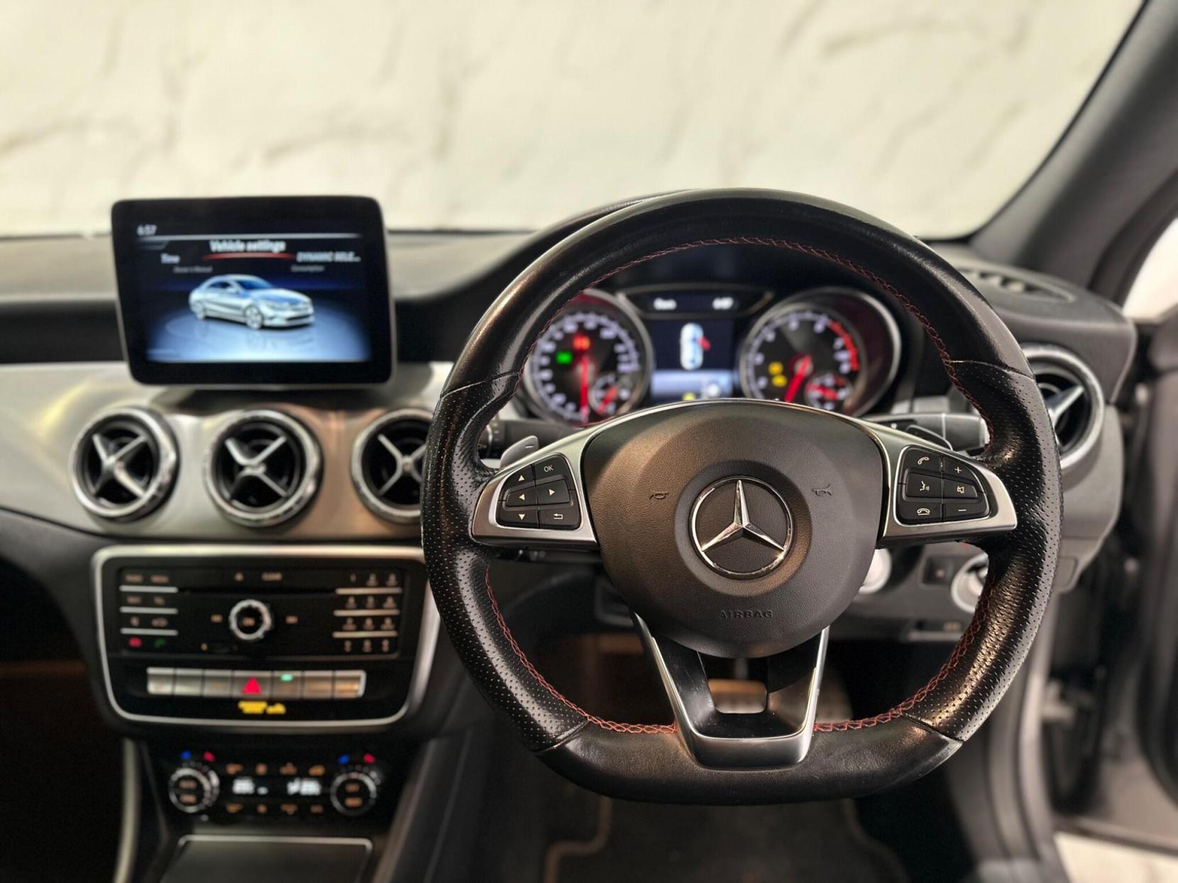 Mercedes-Benz CLA 1.6 CLA200 AMG Line Night Edition Coupe 7G-DCT Euro 6 (s/s) 4dr