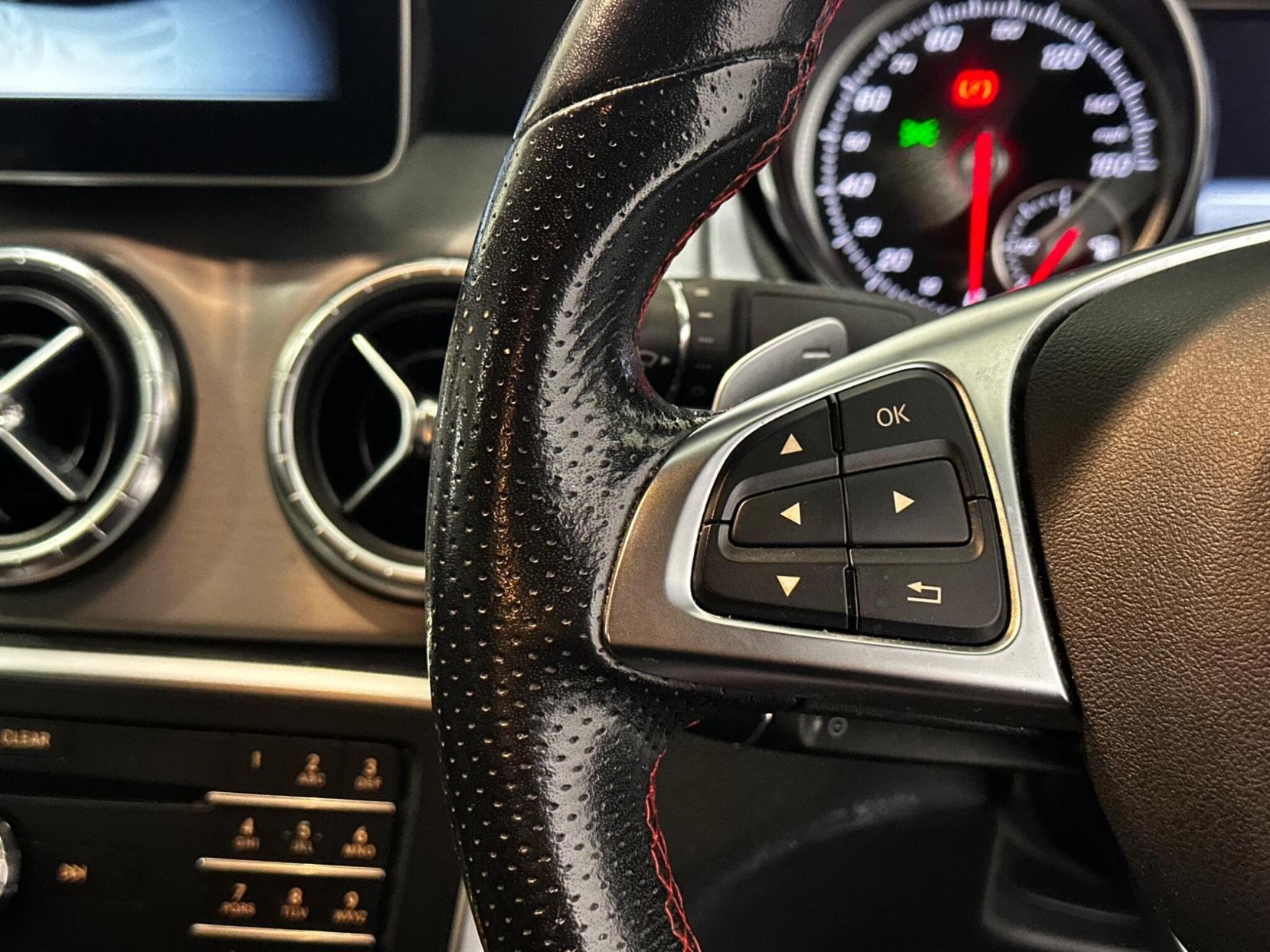 Mercedes-Benz CLA 1.6 CLA200 AMG Line Night Edition Coupe 7G-DCT Euro 6 (s/s) 4dr
