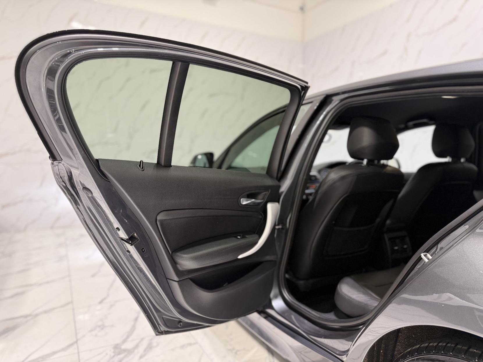 BMW 1 Series 3.0 M140i Shadow Edition Hatchback 5dr Petrol Auto Euro 6 (s/s) (340 ps)