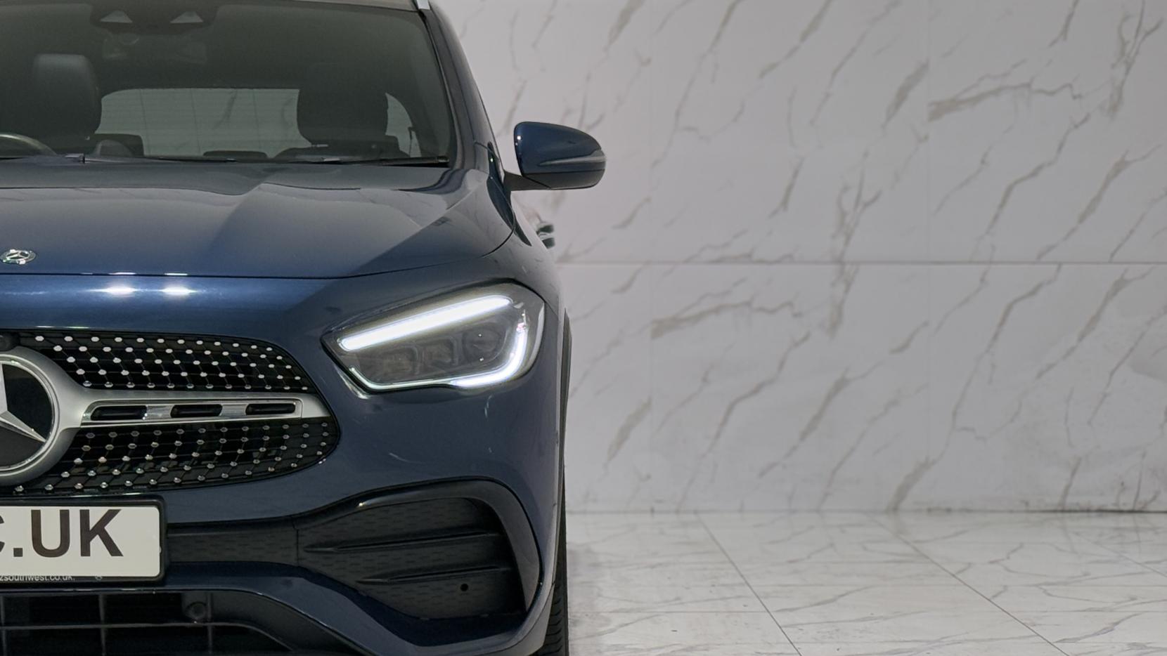 Mercedes-Benz GLA 1.3 GLA200 AMG Line (Premium Plus) SUV 5dr Petrol 7G-DCT Euro 6 (s/s) (163 ps)