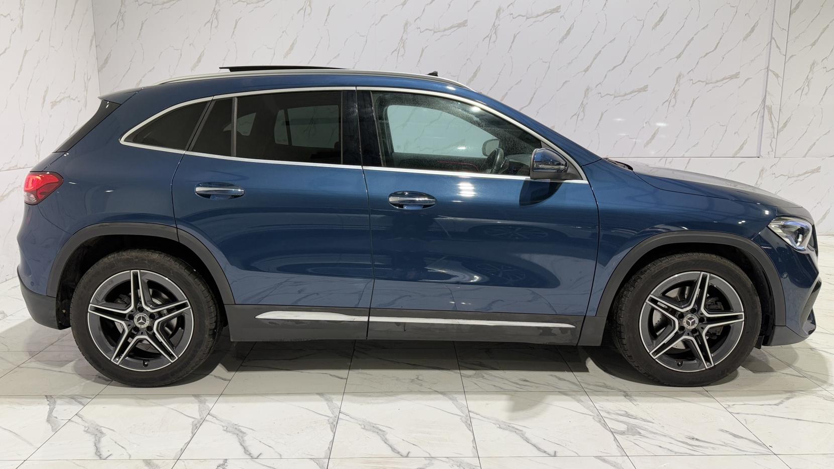 Mercedes-Benz GLA 1.3 GLA200 AMG Line (Premium Plus) SUV 5dr Petrol 7G-DCT Euro 6 (s/s) (163 ps)