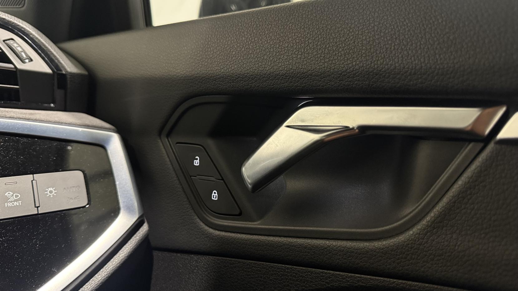 Audi RS Q3 2.5 TFSI Vorsprung Sportback 5dr Petrol S Tronic quattro Euro 6 (s/s) (400 ps)