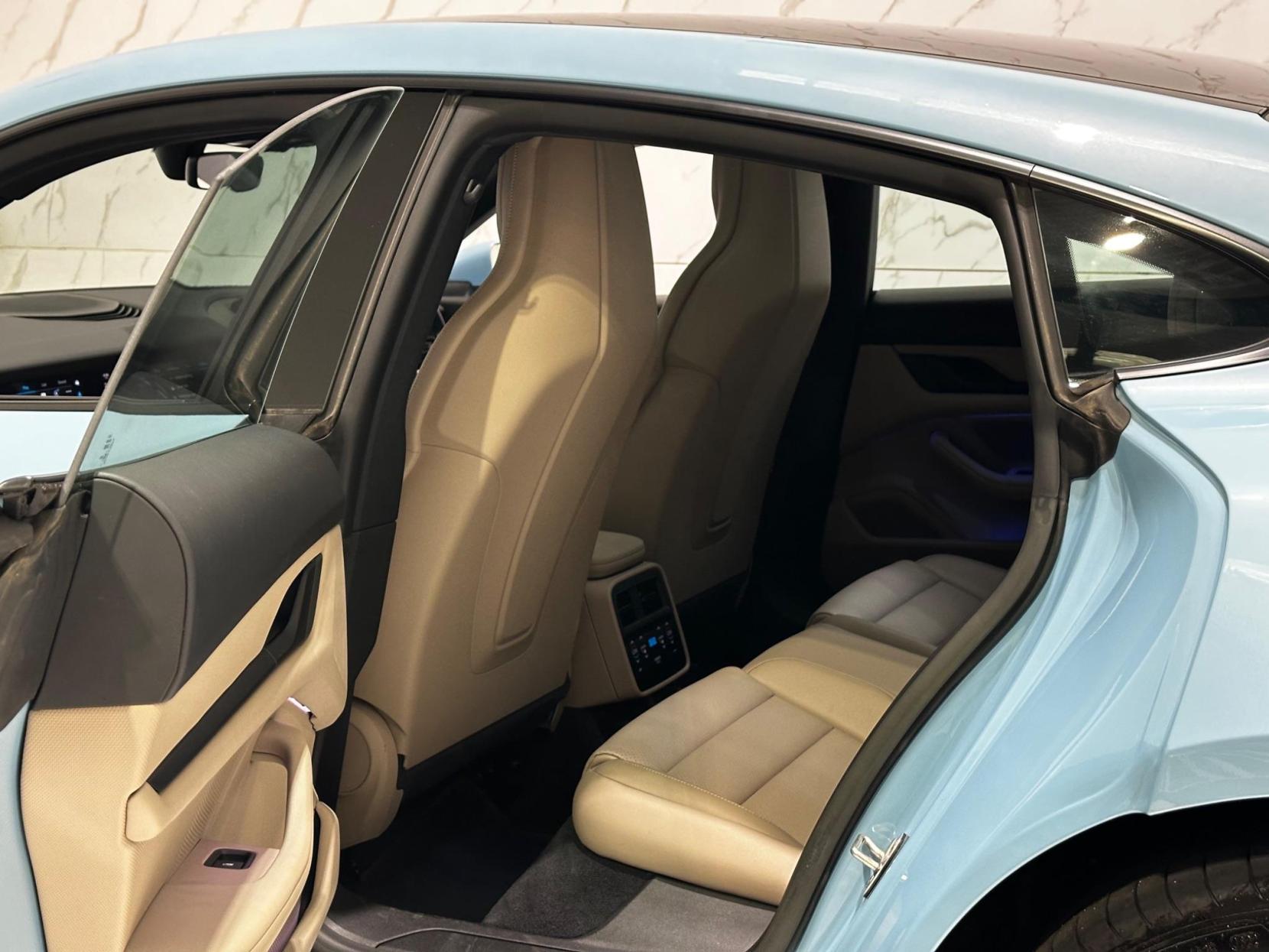 Porsche Taycan Performance 79.2kWh Auto RWD 4dr