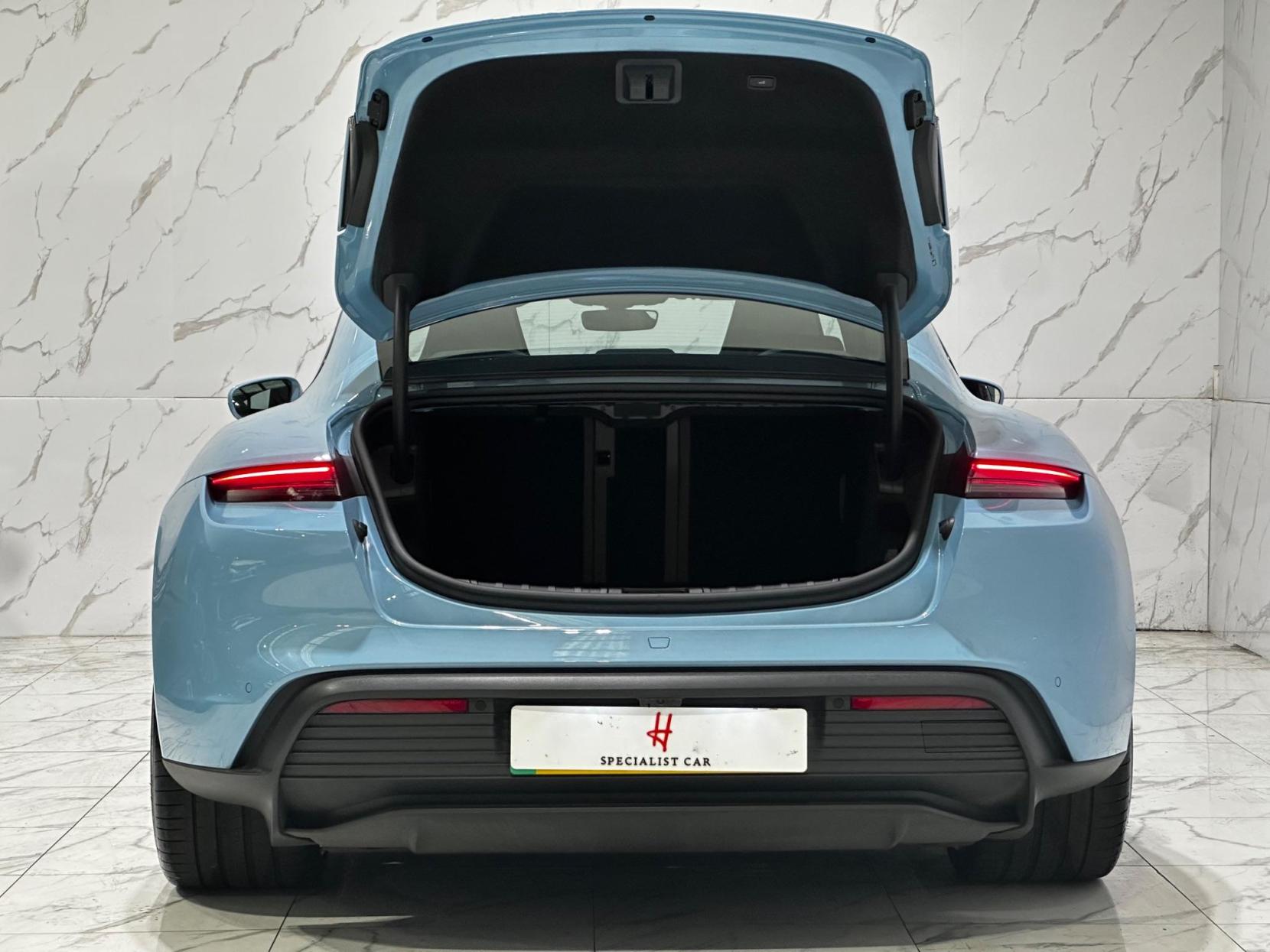 Porsche Taycan Performance 79.2kWh Auto RWD 4dr