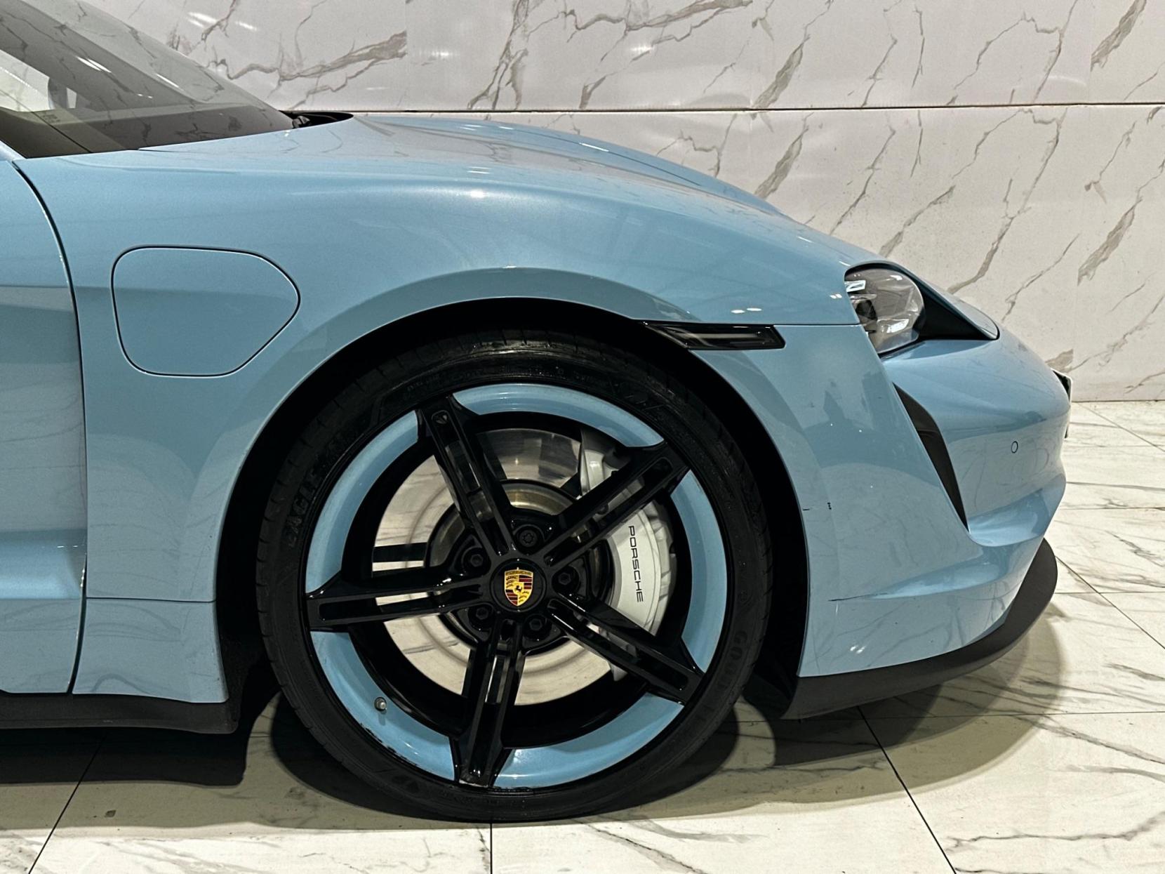 Porsche Taycan Performance 79.2kWh Auto RWD 4dr