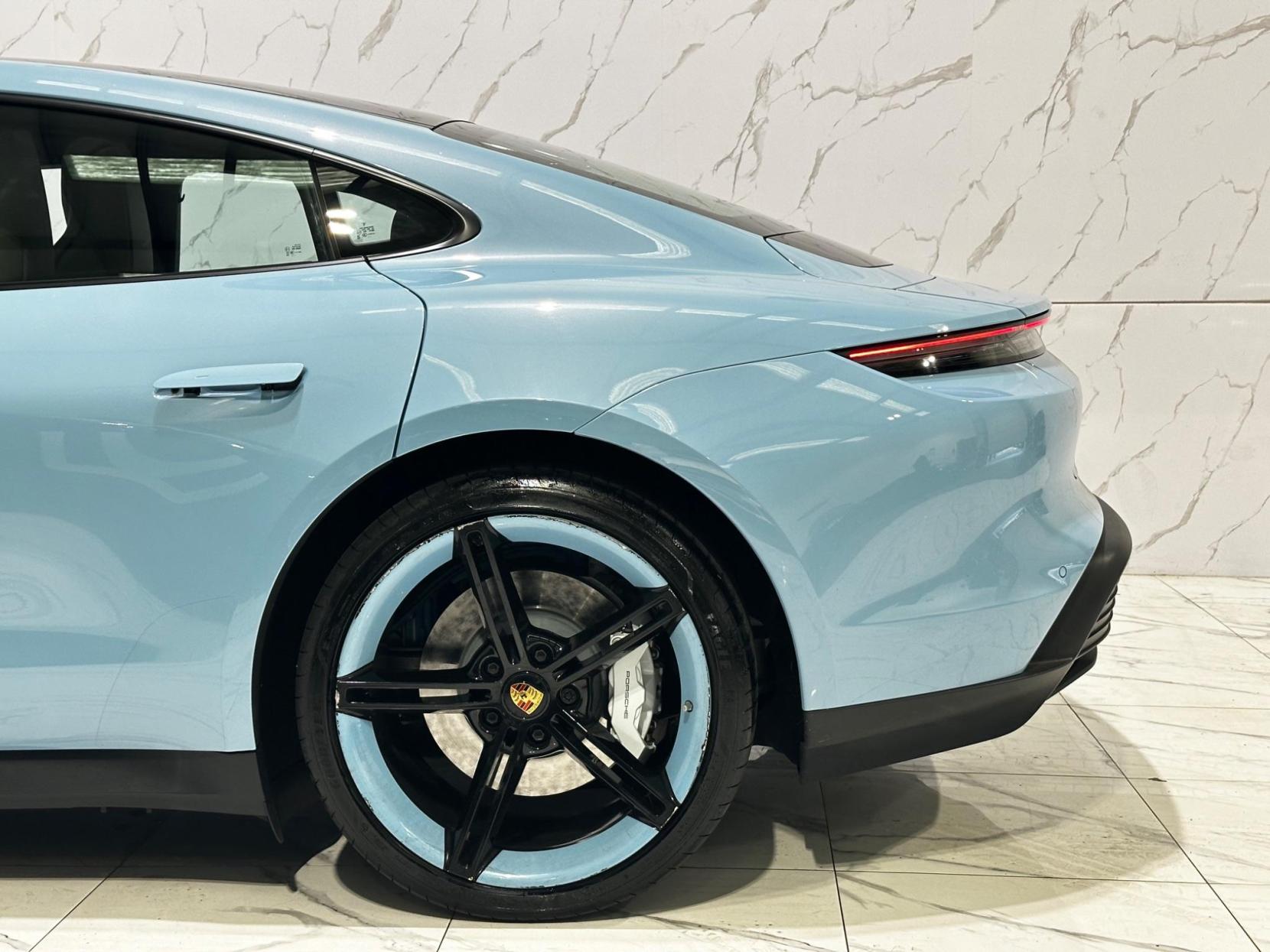 Porsche Taycan Performance 79.2kWh Auto RWD 4dr