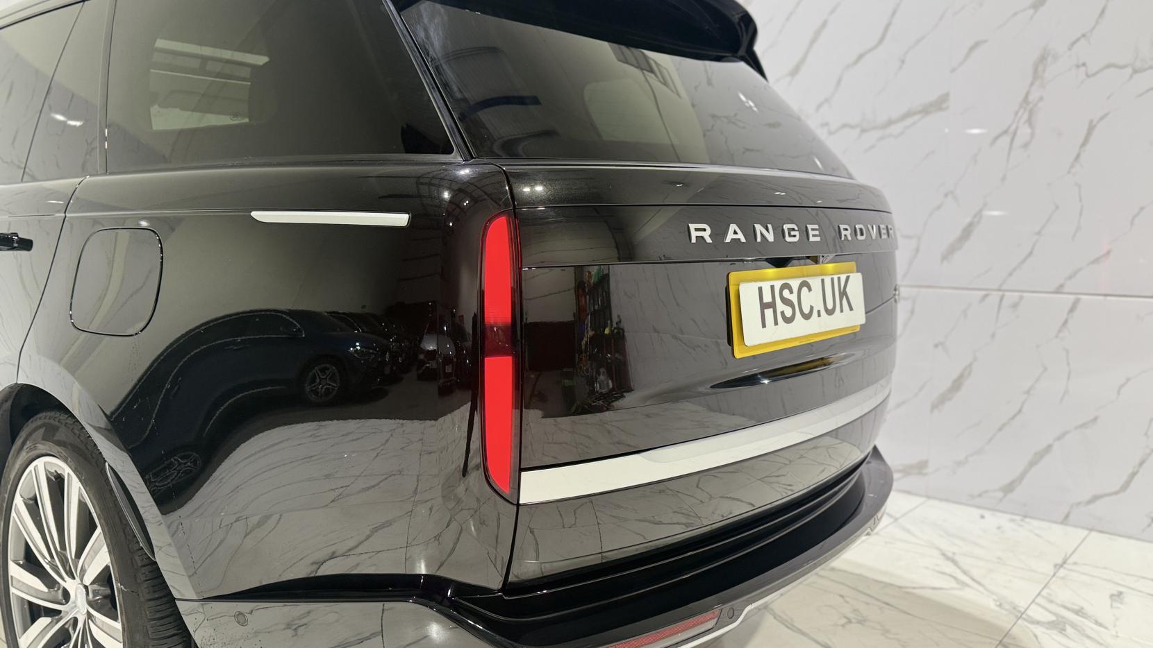 Land Rover Range Rover 3.0 P440e 38.2kWh Autobiography SUV 5dr Petrol Plug-in Hybrid Auto 4WD Euro 6 (s/s) (LWB) (440 ps)