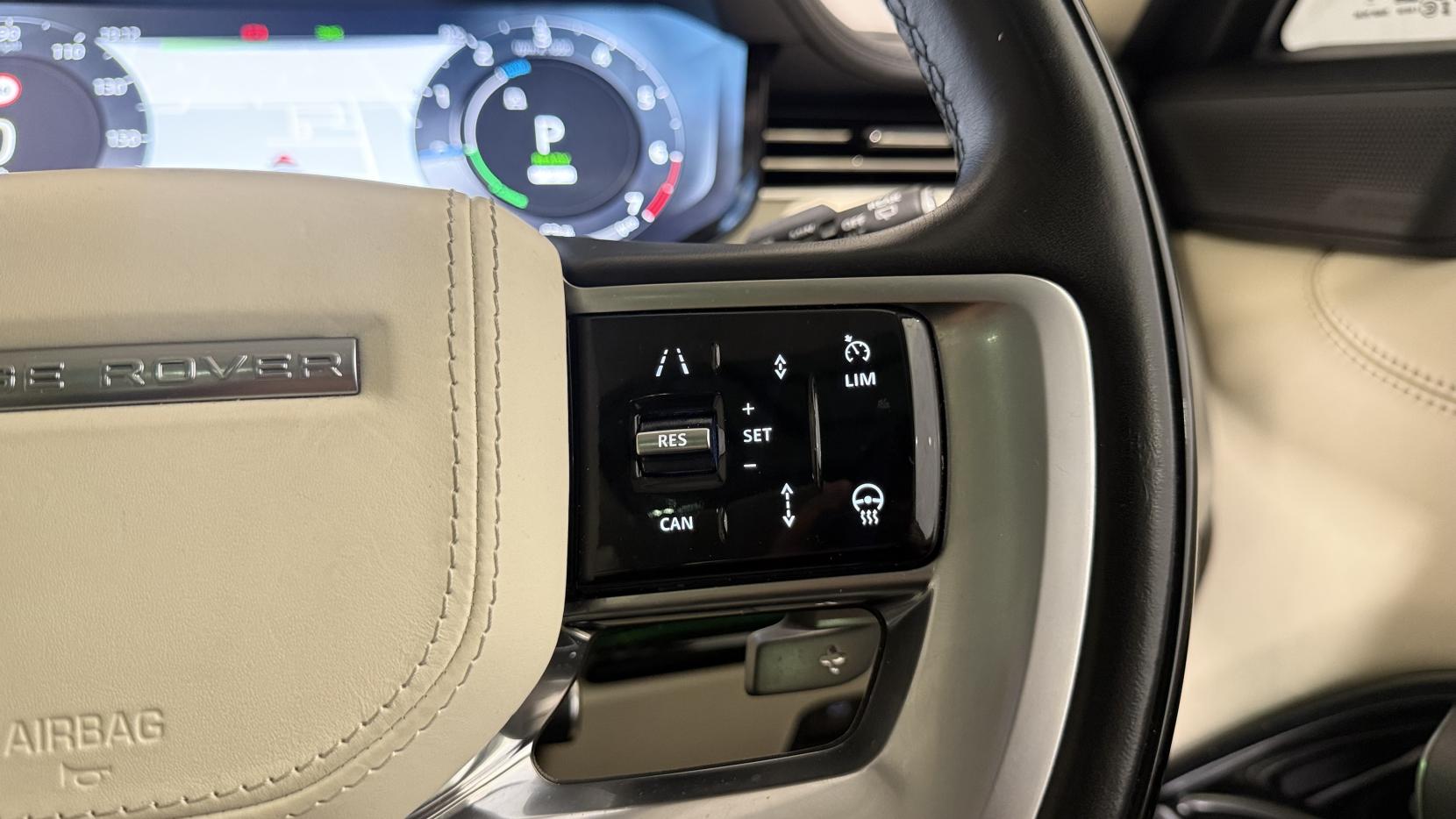 Land Rover Range Rover 3.0 P440e 38.2kWh Autobiography SUV 5dr Petrol Plug-in Hybrid Auto 4WD Euro 6 (s/s) (LWB) (440 ps)