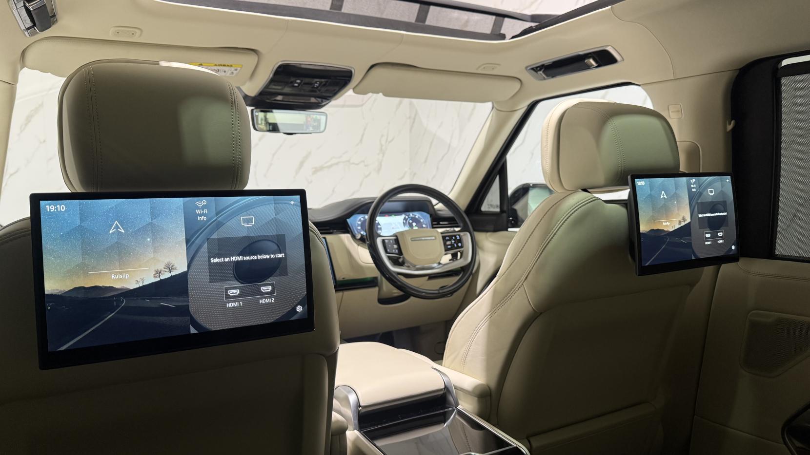 Land Rover Range Rover 3.0 P440e 38.2kWh Autobiography SUV 5dr Petrol Plug-in Hybrid Auto 4WD Euro 6 (s/s) (LWB) (440 ps)