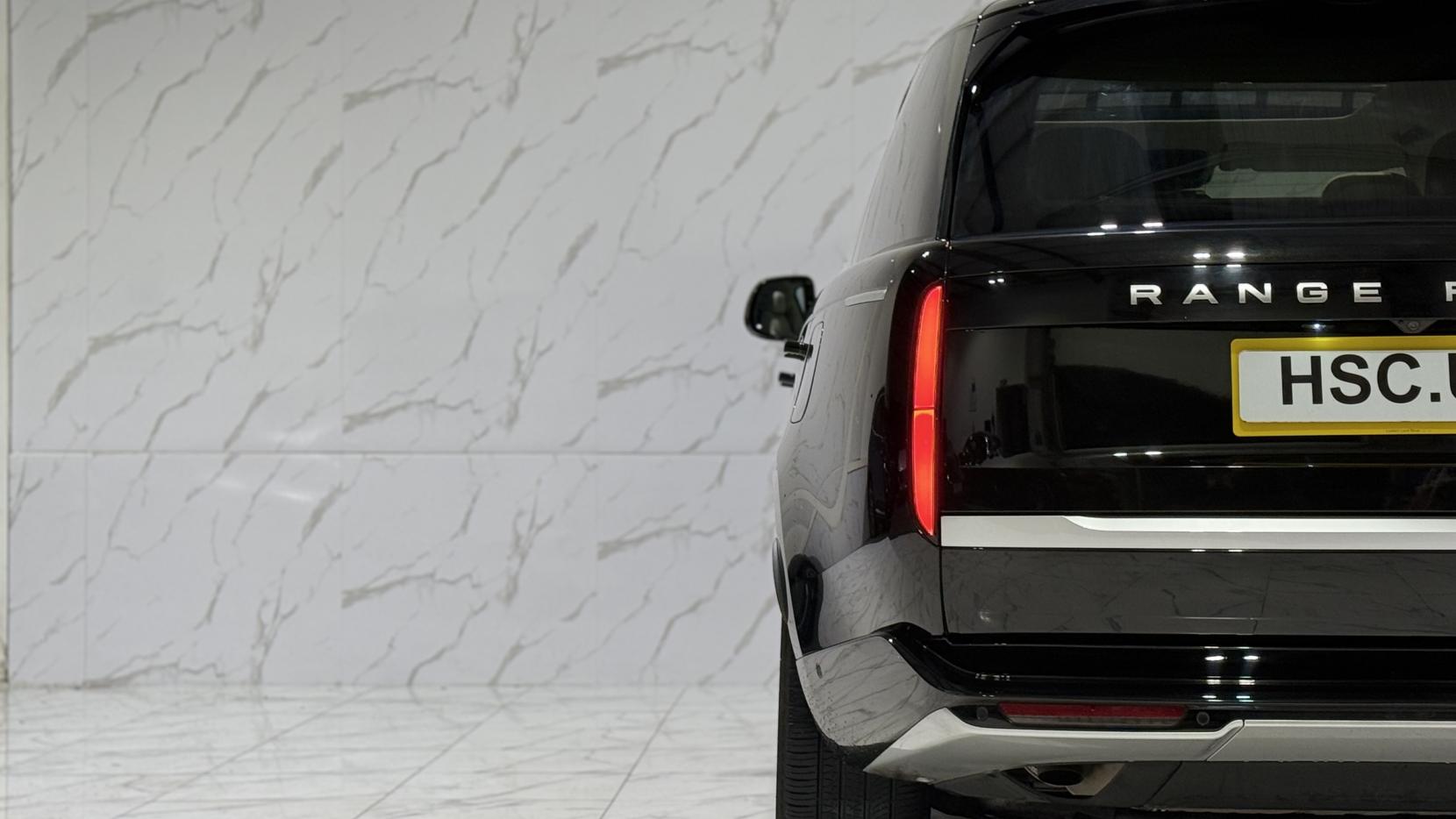 Land Rover Range Rover 3.0 P440e 38.2kWh Autobiography SUV 5dr Petrol Plug-in Hybrid Auto 4WD Euro 6 (s/s) (LWB) (440 ps)