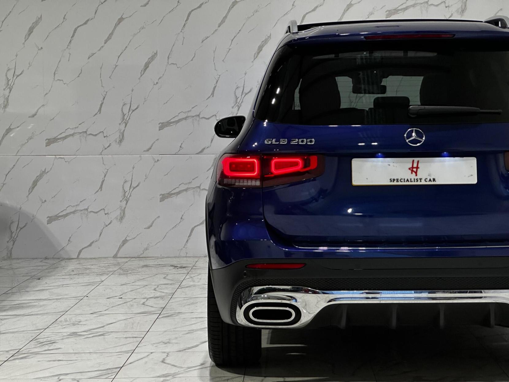Mercedes-Benz GLB 1.3 GLB200 AMG Line (Premium Plus 2) 7G-DCT Euro 6 (s/s) 5dr