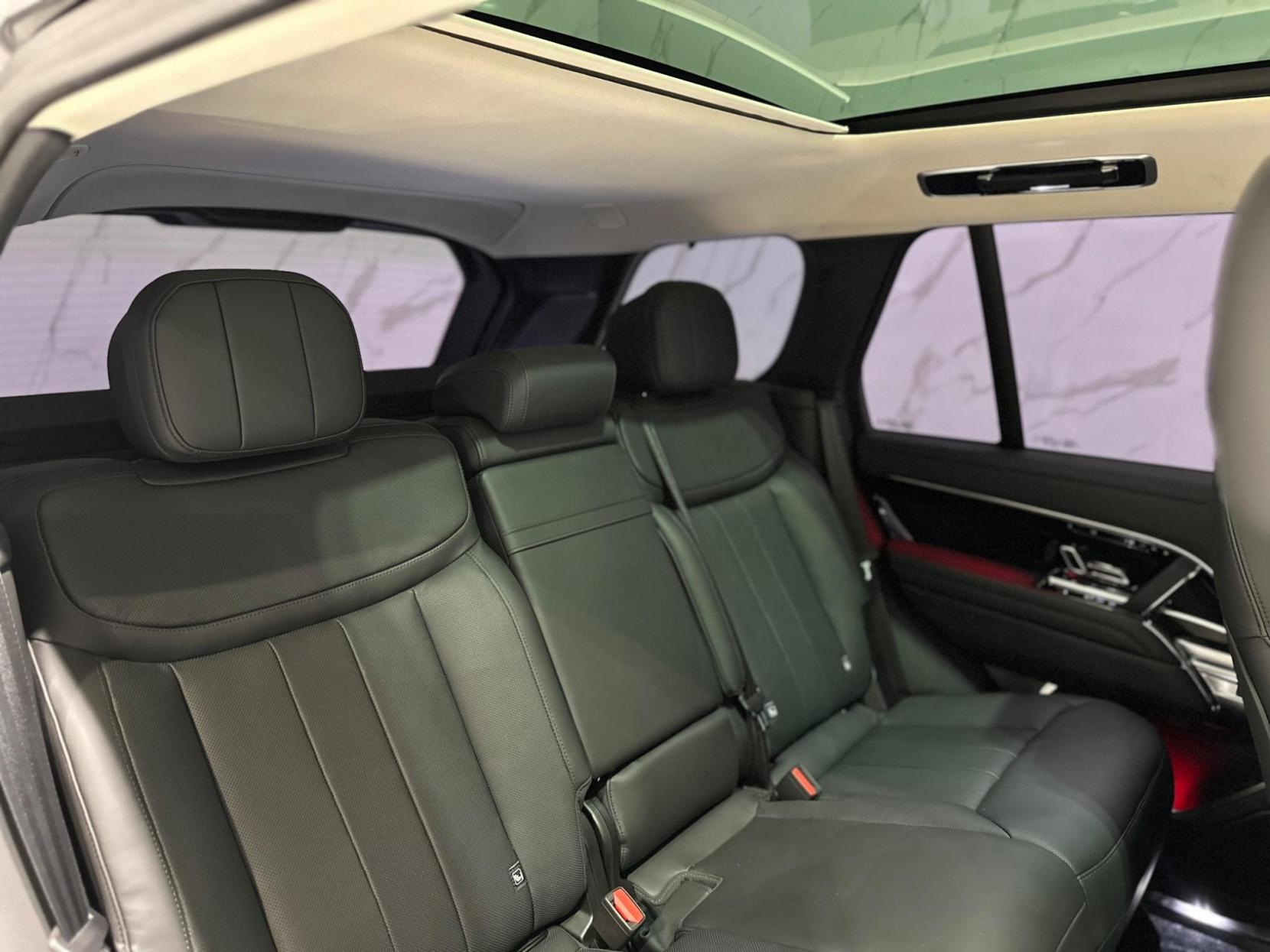 Land Rover Range Rover 3.0 P440e 38.2kWh SE Auto 4WD Euro 6 (s/s) 5dr