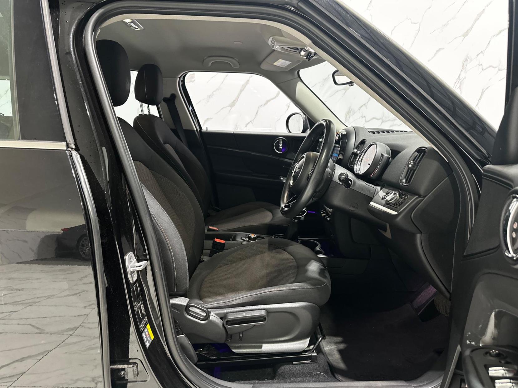 MINI Countryman 1.5 7.6kWh Cooper SE Auto ALL4 Euro 6 (s/s) 5dr