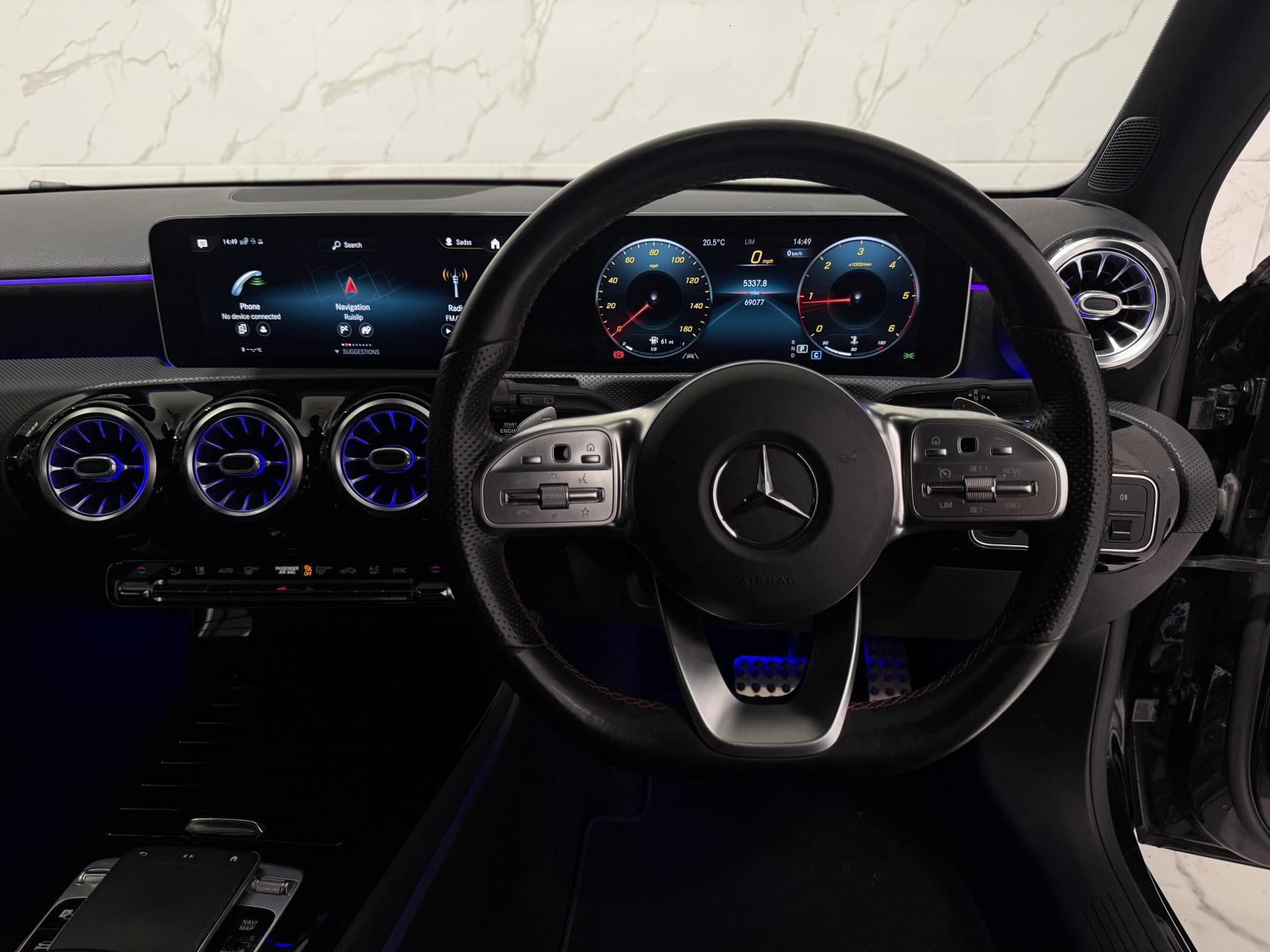 Mercedes-Benz A Class 1.5 A180d AMG Line (Premium) Hatchback 5dr Diesel 7G-DCT Euro 6 (s/s) (116 ps)