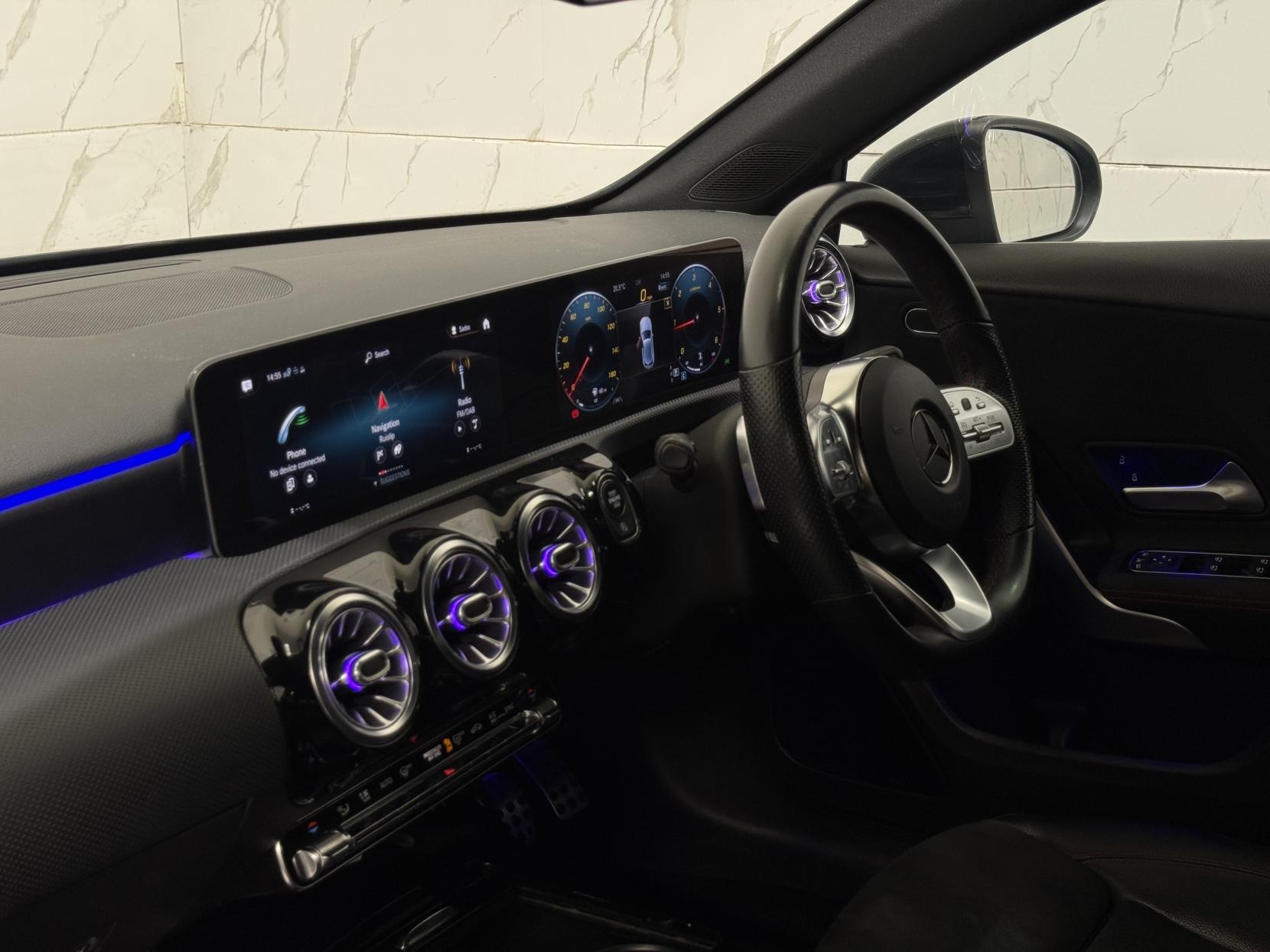 Mercedes-Benz A Class 1.5 A180d AMG Line (Premium) Hatchback 5dr Diesel 7G-DCT Euro 6 (s/s) (116 ps)