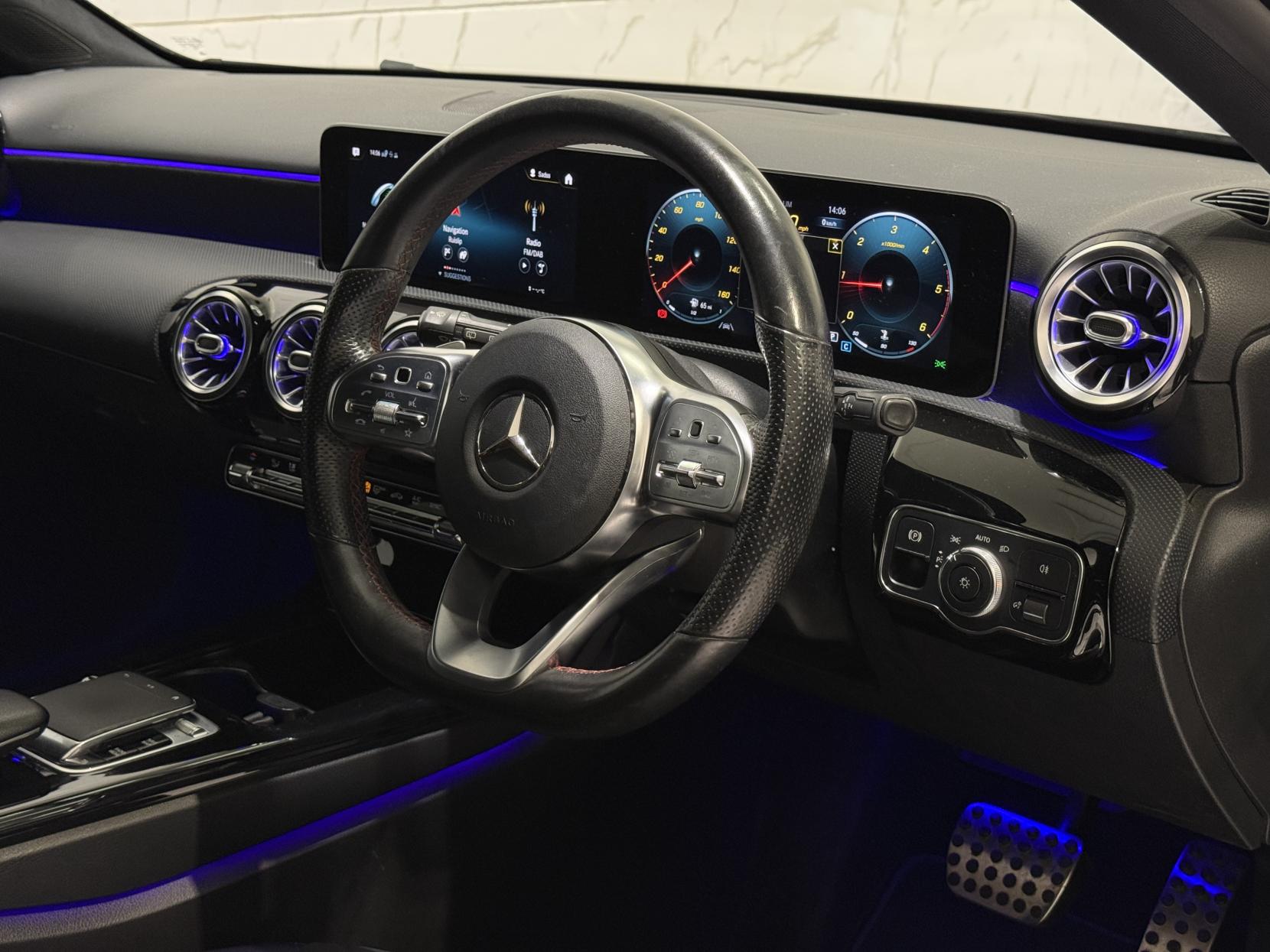 Mercedes-Benz A Class 1.5 A180d AMG Line (Premium) Hatchback 5dr Diesel 7G-DCT Euro 6 (s/s) (116 ps)