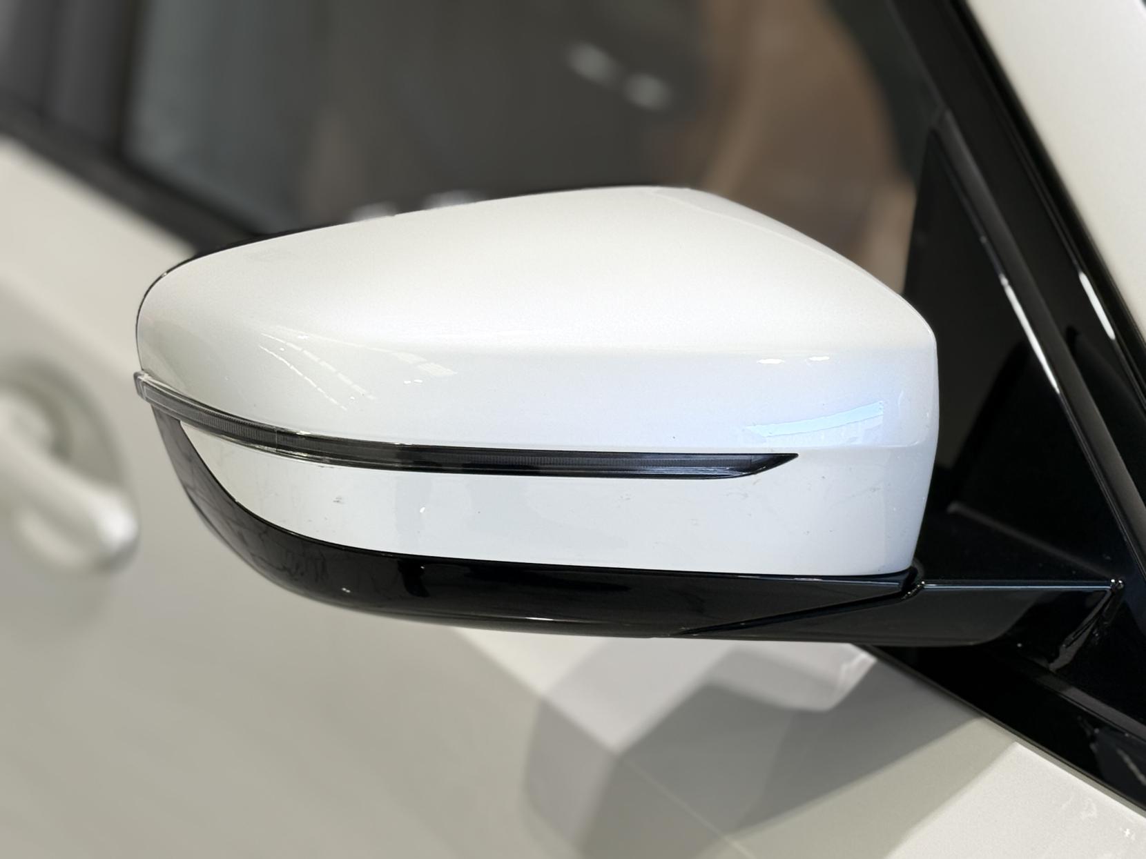 BMW 3 Series 2.0 330e 12kWh M Sport Saloon 4dr Petrol Plug-in Hybrid Auto Euro 6 (s/s) (292 ps)