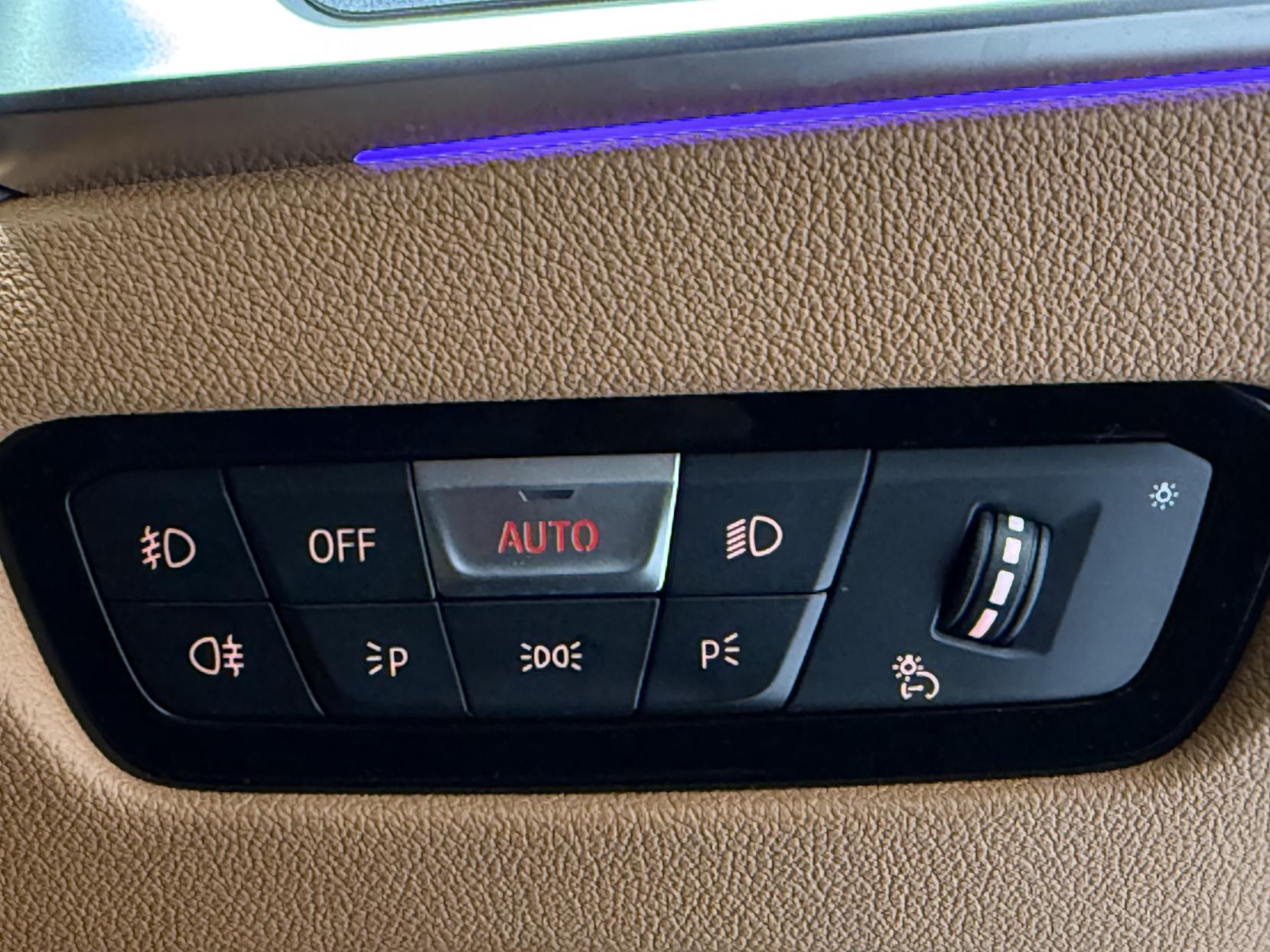 BMW 3 Series 2.0 330e 12kWh M Sport Saloon 4dr Petrol Plug-in Hybrid Auto Euro 6 (s/s) (292 ps)