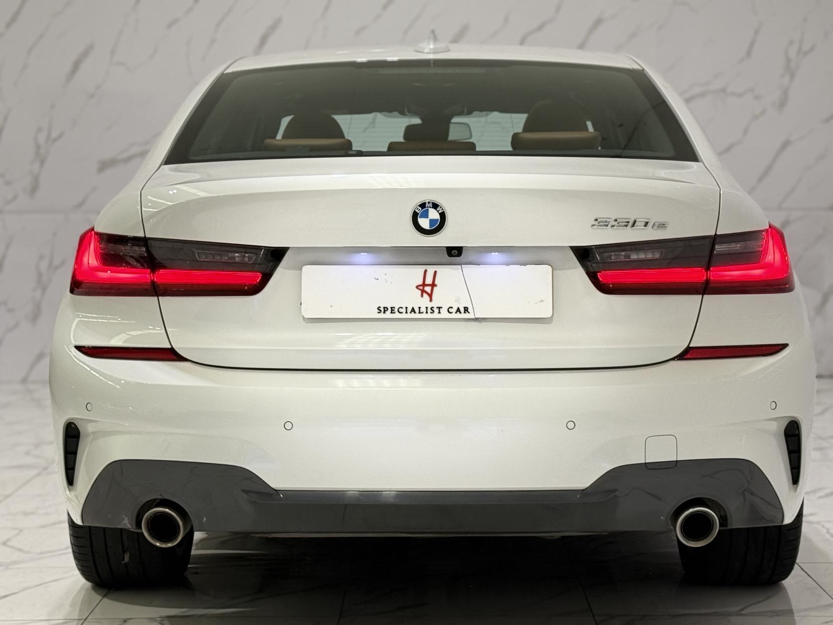 BMW 3 Series 2.0 330e 12kWh M Sport Saloon 4dr Petrol Plug-in Hybrid Auto Euro 6 (s/s) (292 ps)