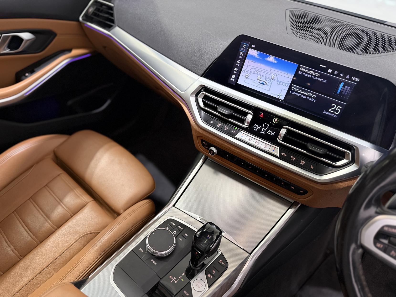 BMW 3 Series 2.0 330e 12kWh M Sport Saloon 4dr Petrol Plug-in Hybrid Auto Euro 6 (s/s) (292 ps)