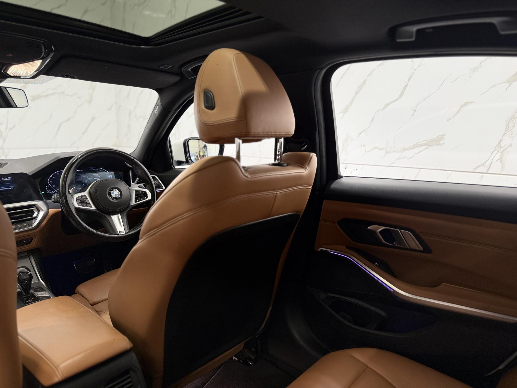 BMW 3 Series 2.0 330e 12kWh M Sport Saloon 4dr Petrol Plug-in Hybrid Auto Euro 6 (s/s) (292 ps)