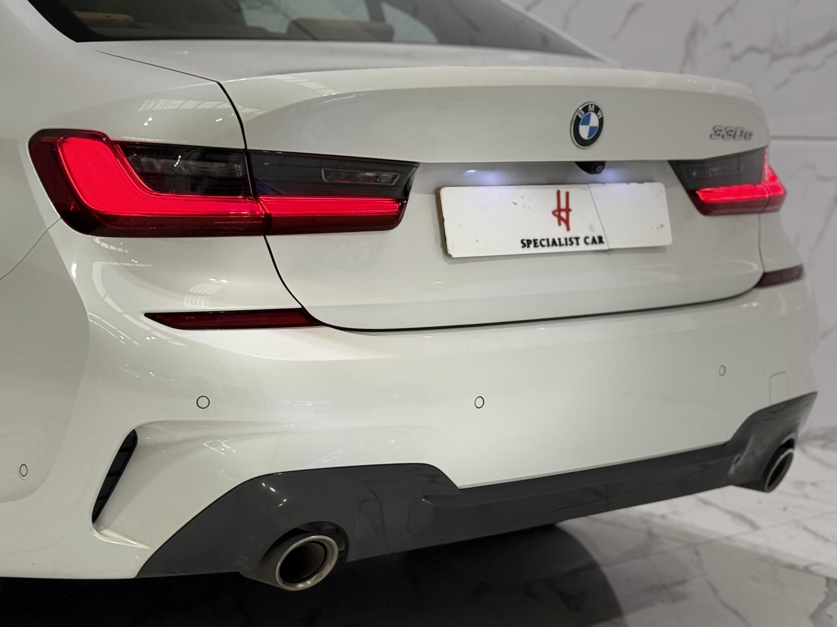 BMW 3 Series 2.0 330e 12kWh M Sport Saloon 4dr Petrol Plug-in Hybrid Auto Euro 6 (s/s) (292 ps)