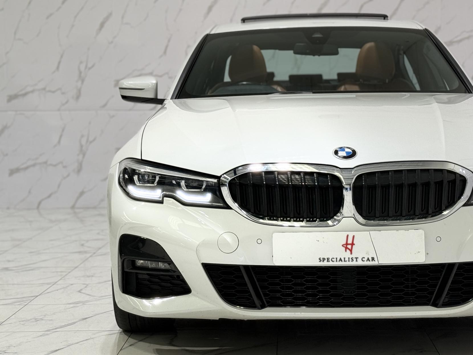 BMW 3 Series 2.0 330e 12kWh M Sport Saloon 4dr Petrol Plug-in Hybrid Auto Euro 6 (s/s) (292 ps)