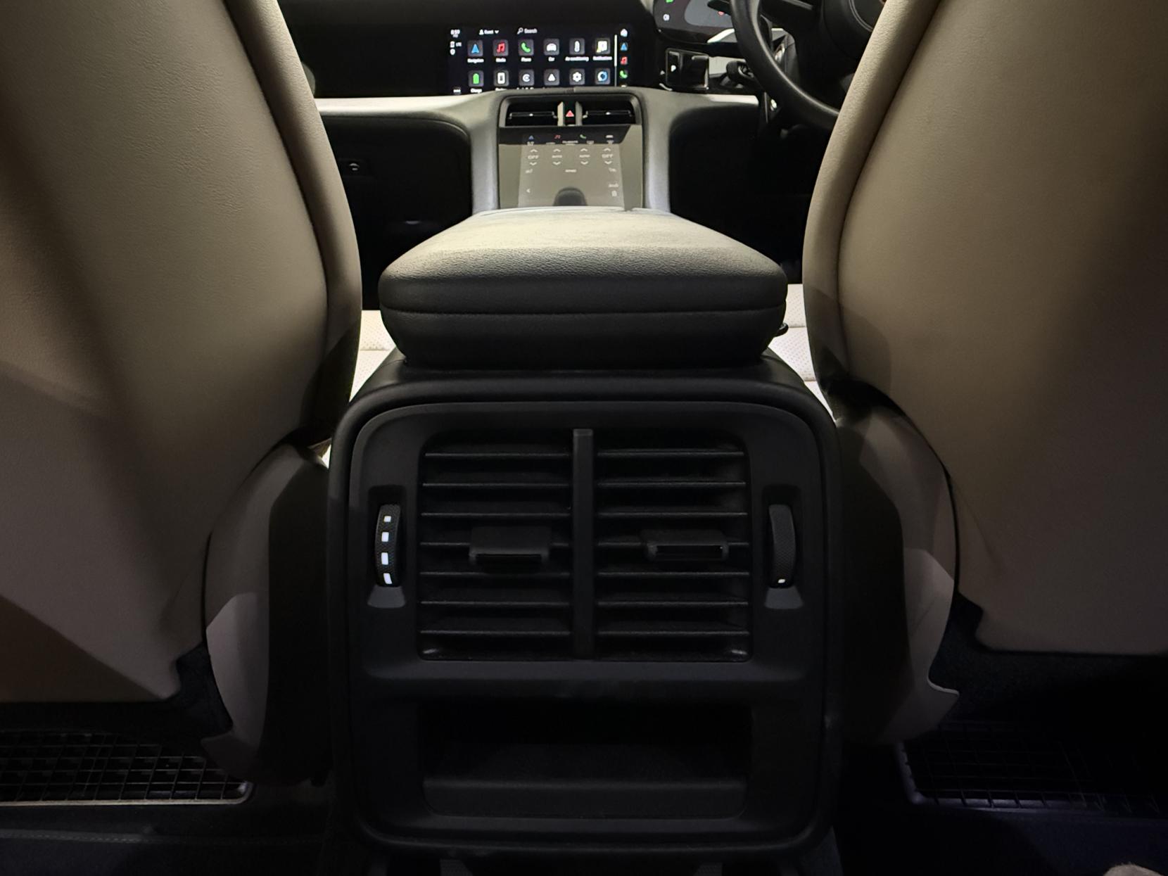 Porsche Taycan Performance 79.2kWh Auto RWD 4dr (11kW Charger)